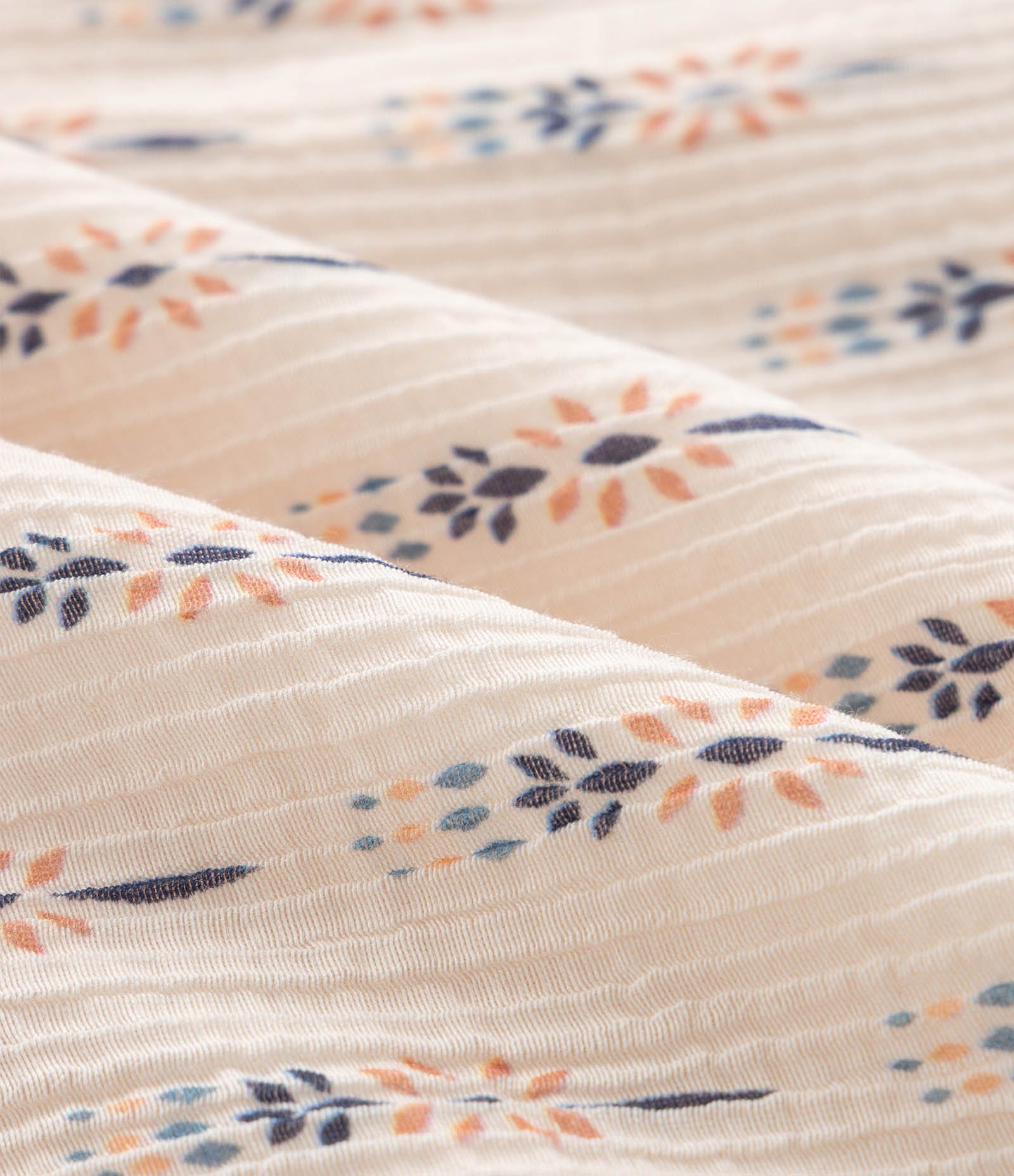 Vestido Longo em Viscose com Amarração e Estampa Étnica Curve & Plus Size Bege 7