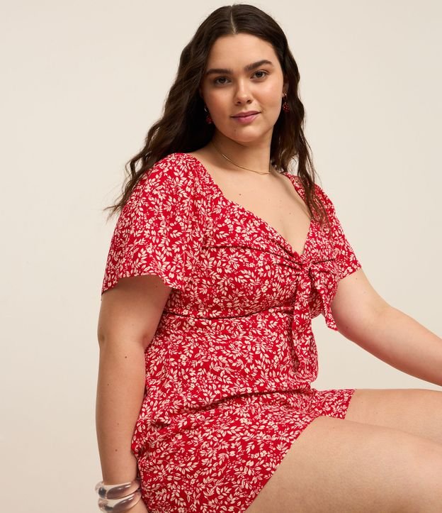Macaquinho de Viscose com Estampa Liberty e Amarração no Busto Curve & Plus Size
