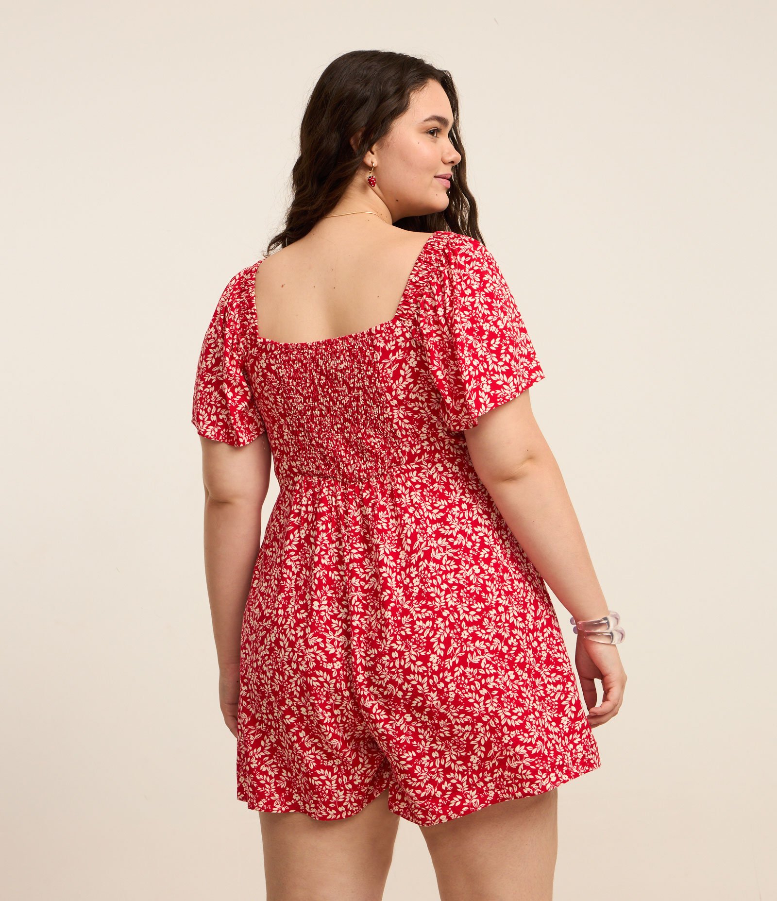 Macaquinho de Viscose com Estampa Liberty e Amarração no Busto Curve & Plus Size Vermelho 5