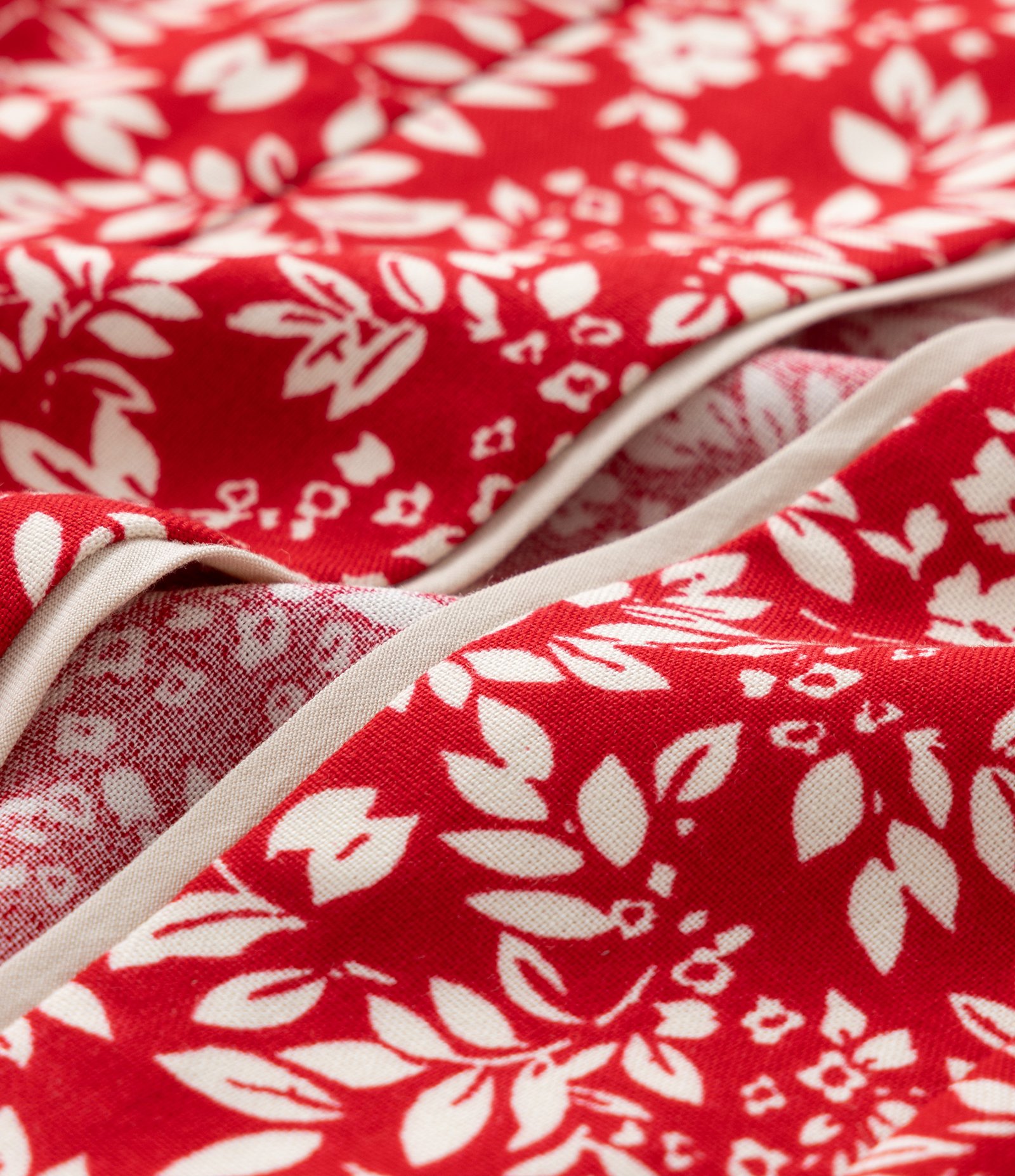 Kimono em Viscose com Estampa Liberty Curve & Plus Size Vermelho 7