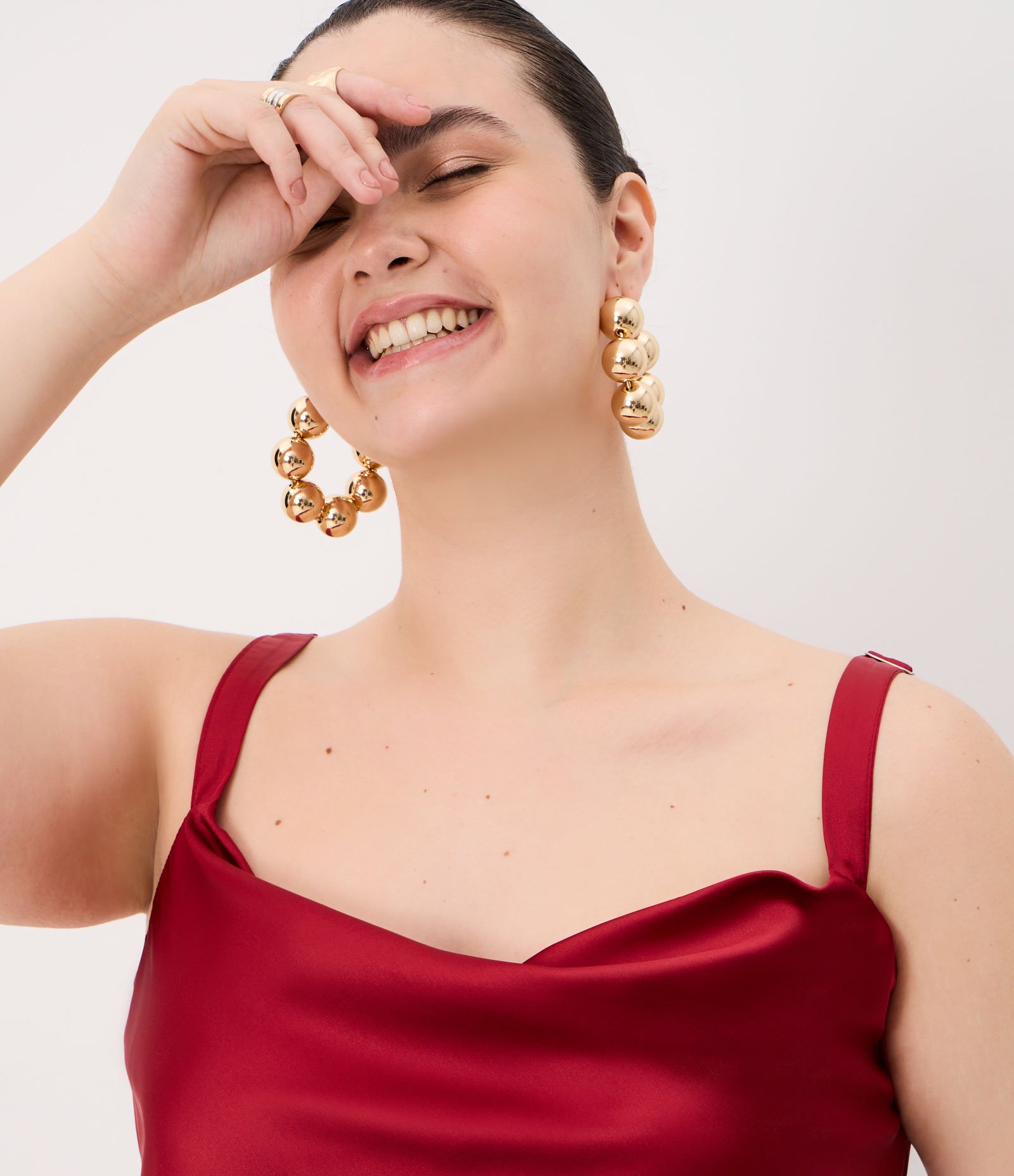 Regata em Cetim com Decote Degagê e Barra Assimétrica Curve & Plus Size Vermelho 4