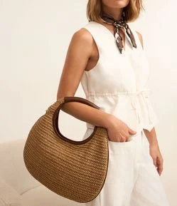 Bolsa Hobo com Efeito Ráfia e Detalhes Boho Romântico