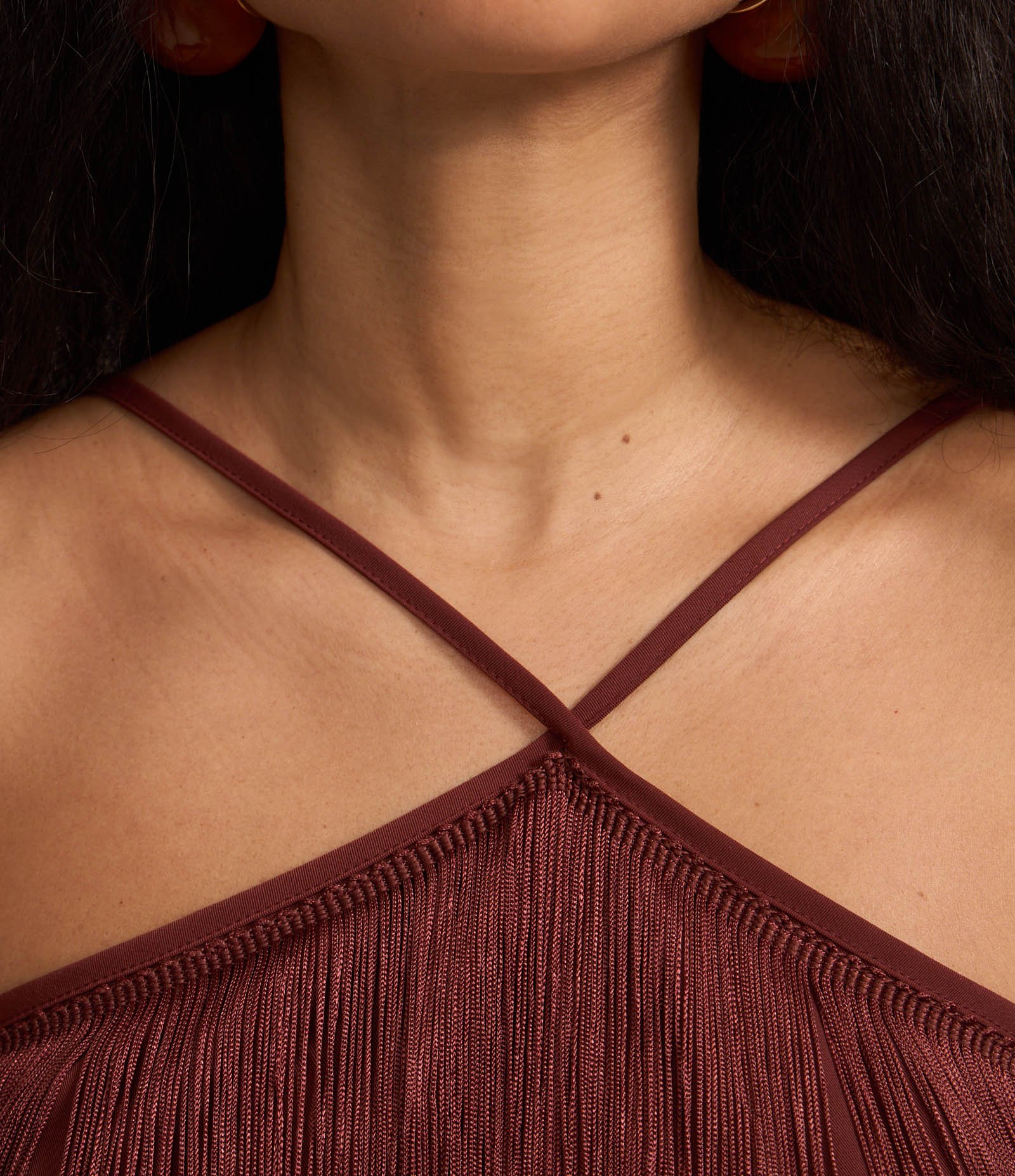 Blusa Curta de Franjas com Decote Halter Marrom 6