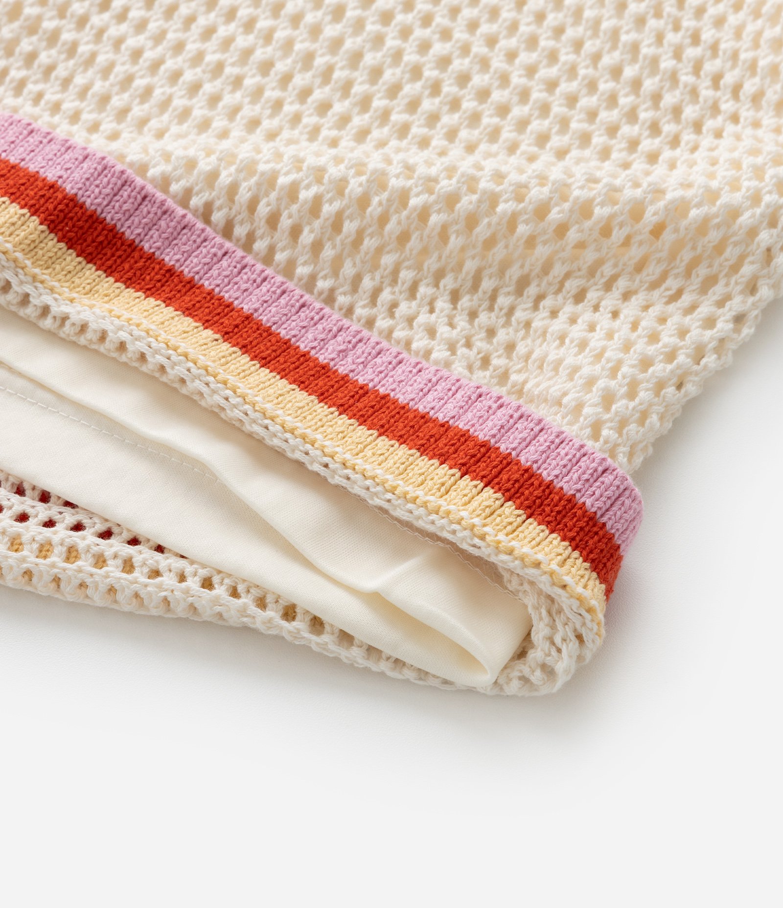 Short em Tricô com Contrastes e Amarração Curve & Plus Size Off White 8