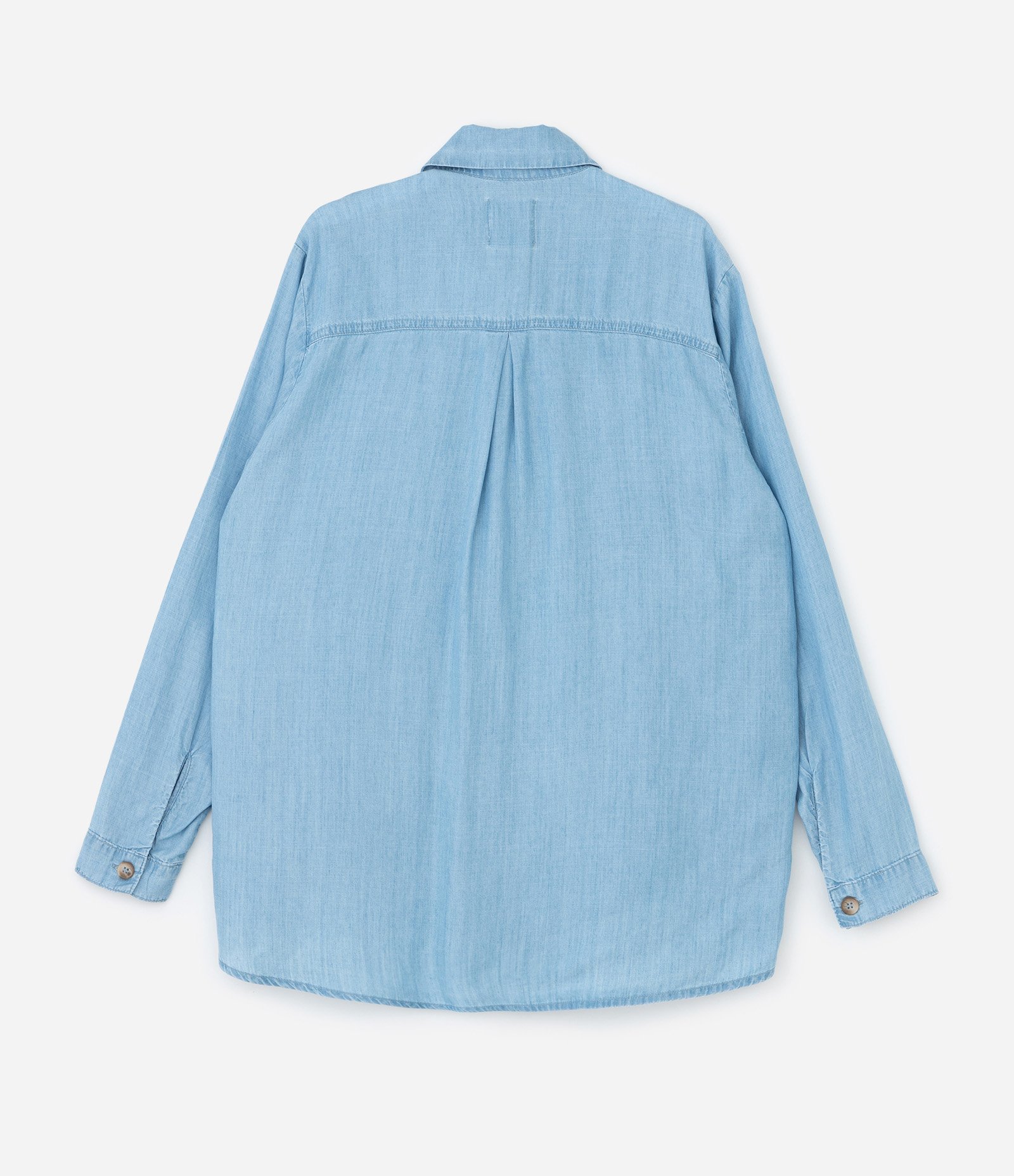 Camisa em Jeans com Bolsos Frontais Curve & Plus Size Claro 4