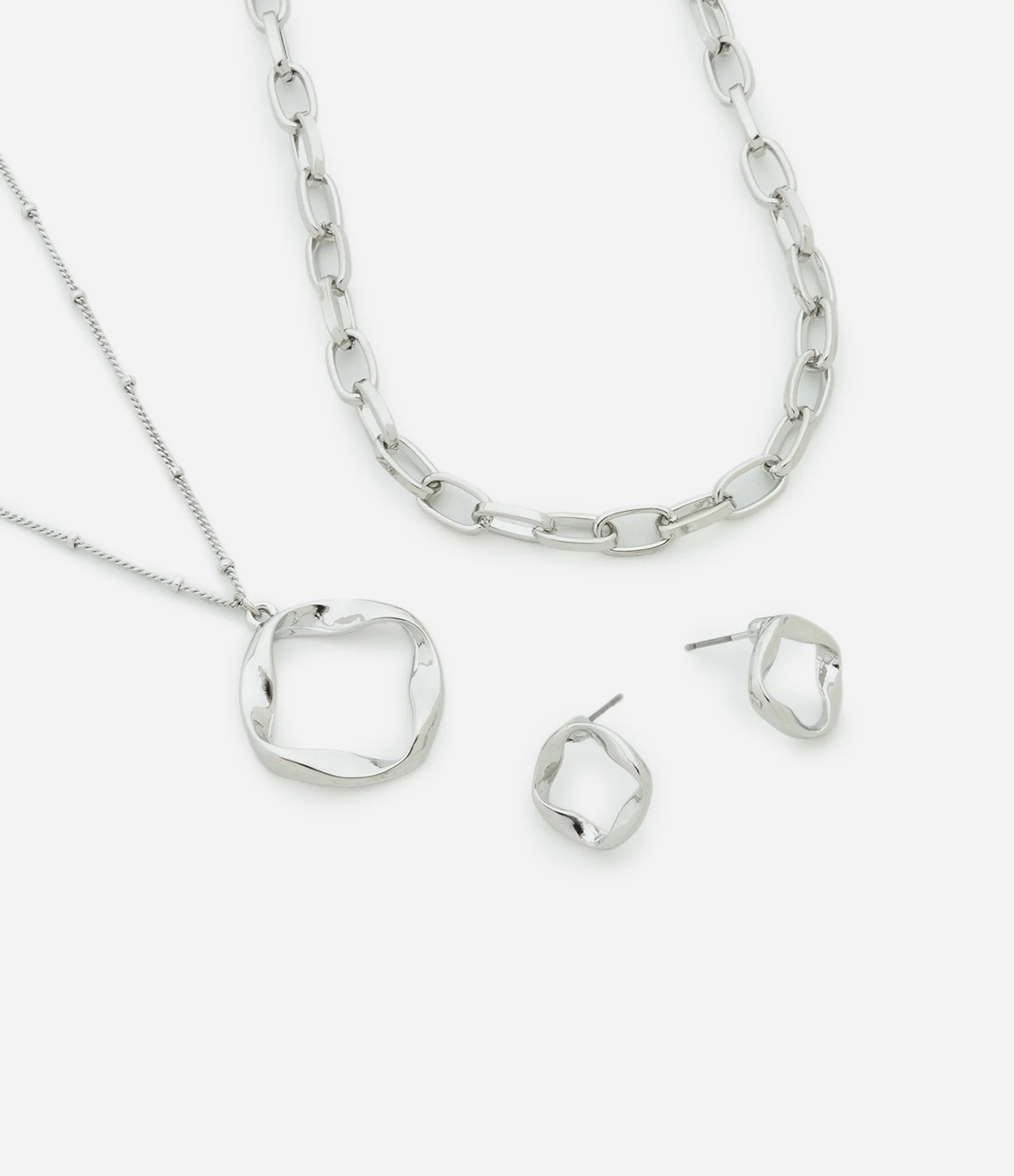 Conjunto de Colar Camadas com Pingente Orgânico e Brinco Argola Frontal Prata 1