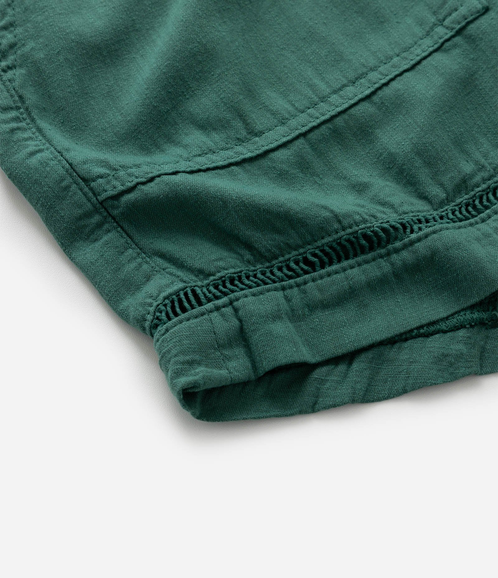 Short Mom em Sarja com Entremeio Curve & Plus Size Verde 8