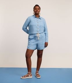 Short Boyfriend Comfy em Jeans com Amarração no Cós Curve & Plus Size