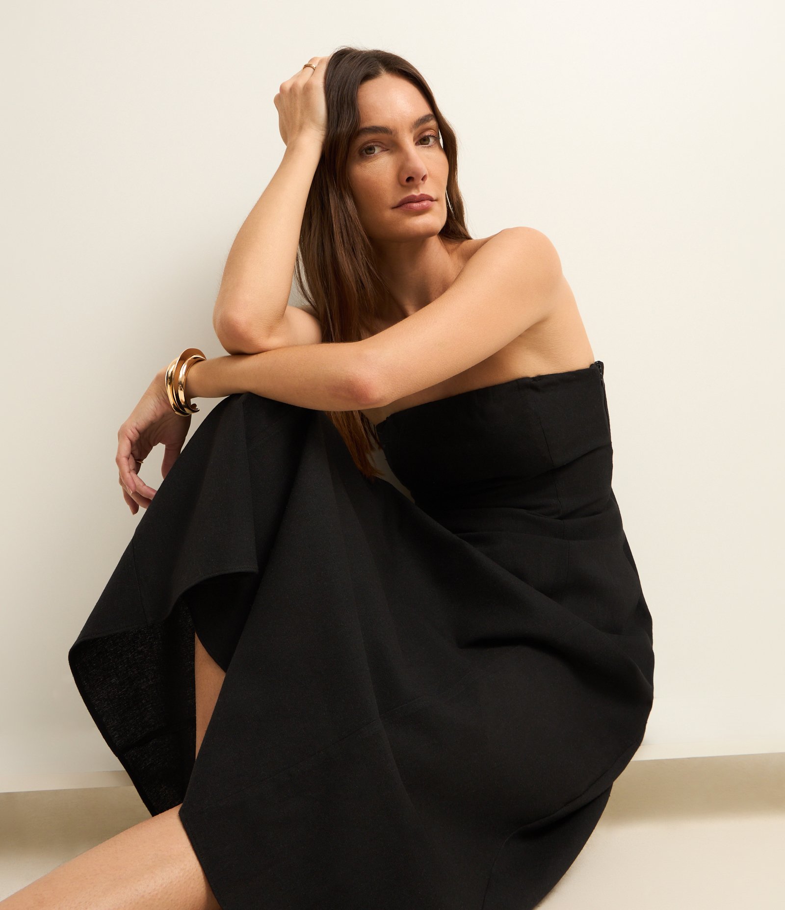 Vestido Evasê Longo em Viscose com Linho Preto 5