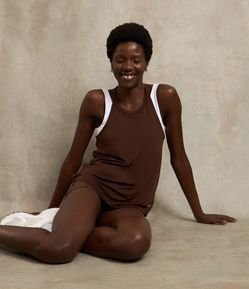 Regata Esportiva em Microfibra com Alças Finas