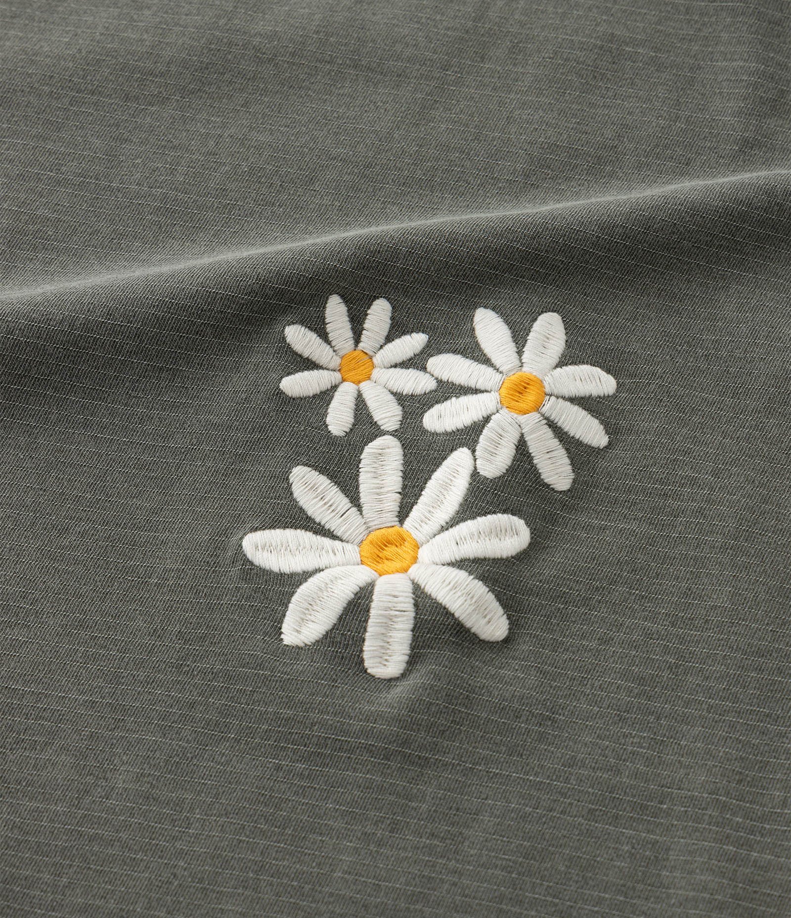 Blusa com Fio Tinto e Flores Bordadas Curve & Plus Size Verde 7