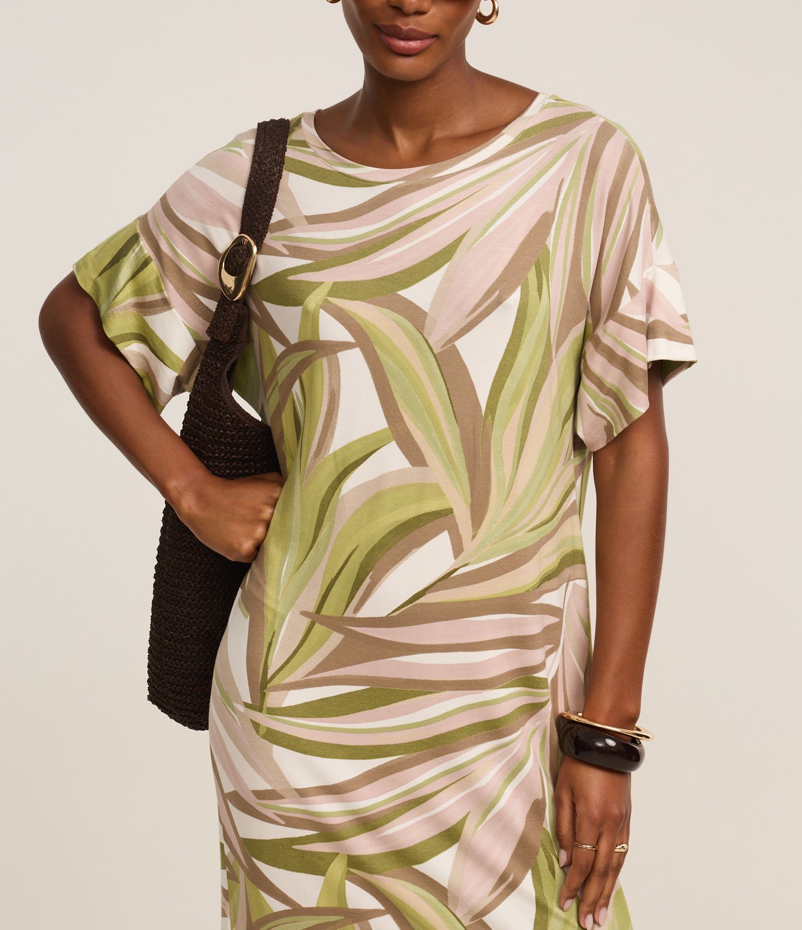 Vestido Reto Midi em Viscolycra com Estampa Folhagem Marrom/Verde/Bege/Branco 4