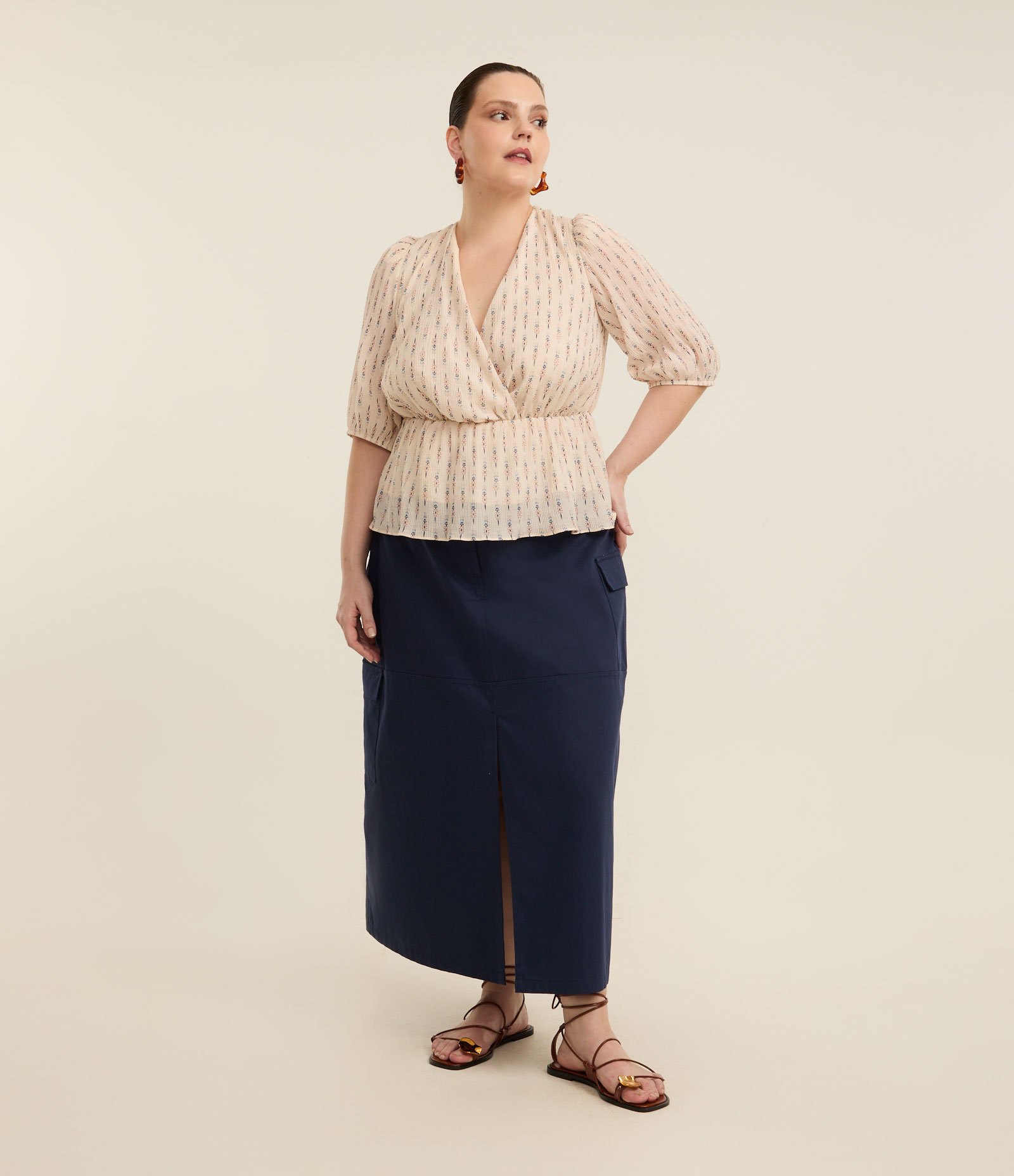 Saia Midi em Sarja com Bolso Cargo Curve & Plus Size Azul 1
