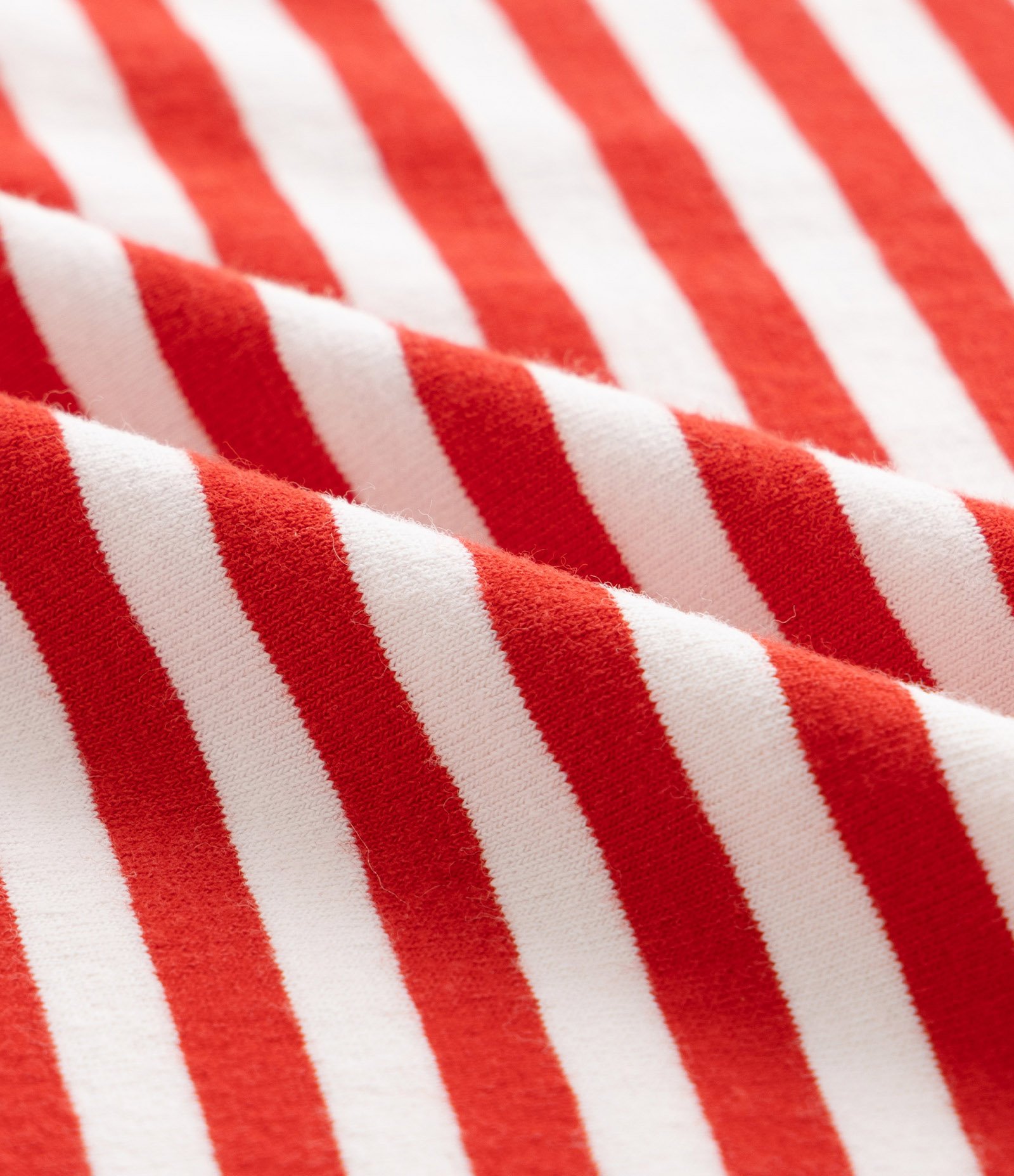 Blusa Boxy em Viscose com Estampa Listrada e Bordado de Cereja Curve & Plus Size Vermelho/Branco 6