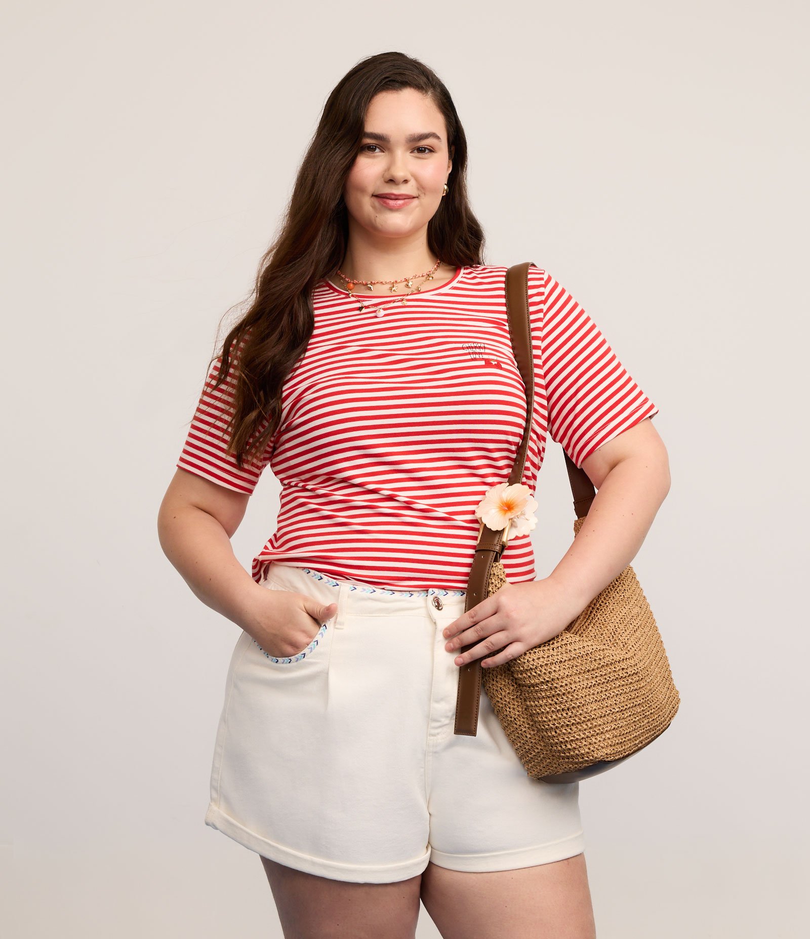 Blusa Boxy em Viscose com Estampa Listrada e Bordado de Cereja Curve & Plus Size Vermelho/Branco 2