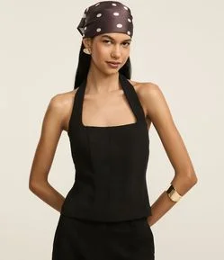 Blusa Frente Única Curta em Crepe com Decote Quadrado