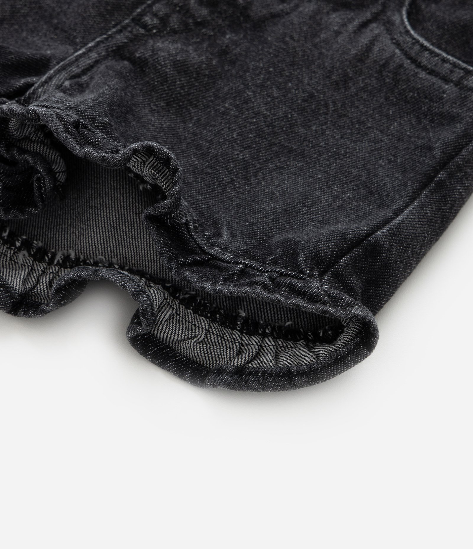 Short Infantil em Jeans com Babadinhos - Tam 1 a 6 Anos Preto 7