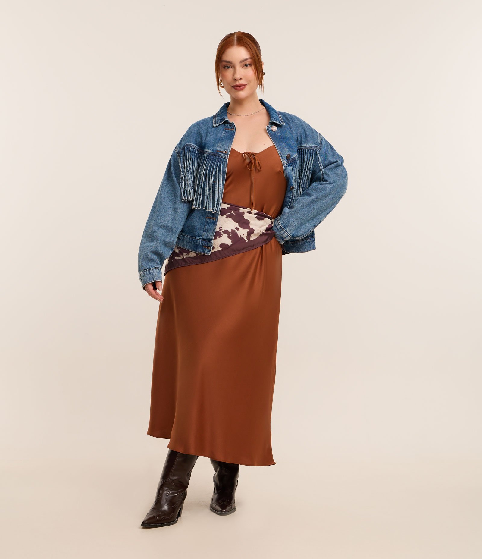 Jaqueta Western em Jeans com Franjas Curve & Plus Size Médio 5