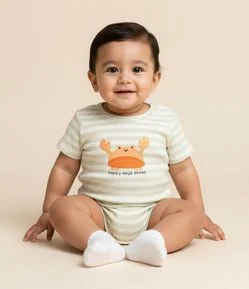 Macacão Infantil com Bordado de Caranguejo e Listras Canelado - Tam 0 a 18 Meses