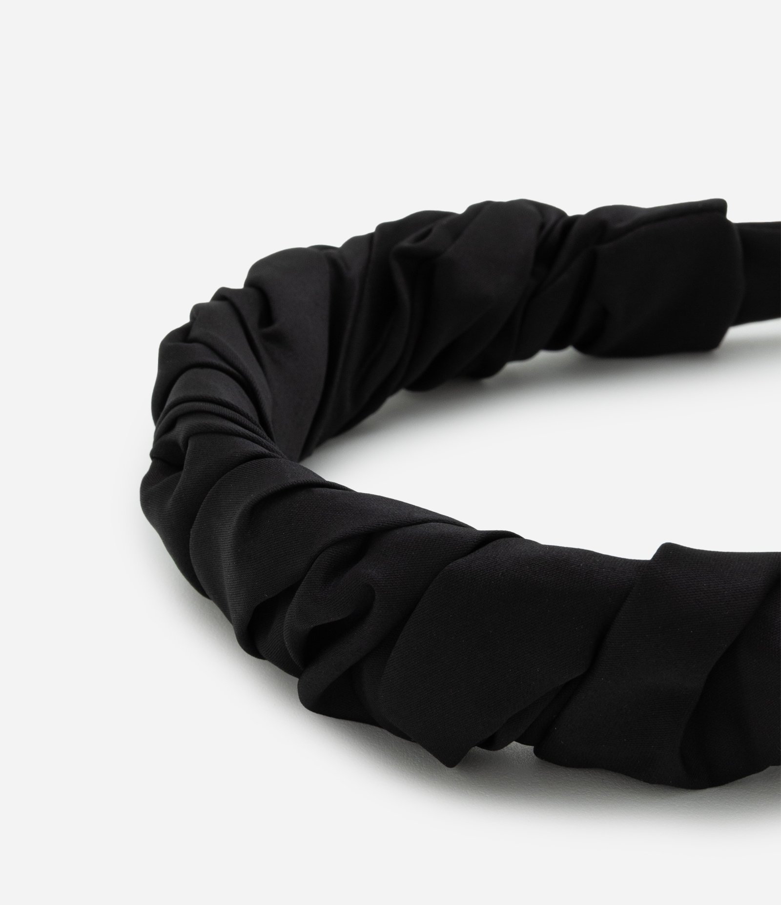 Tiara com Arco Revestido por Tecido Torcido Preto 3