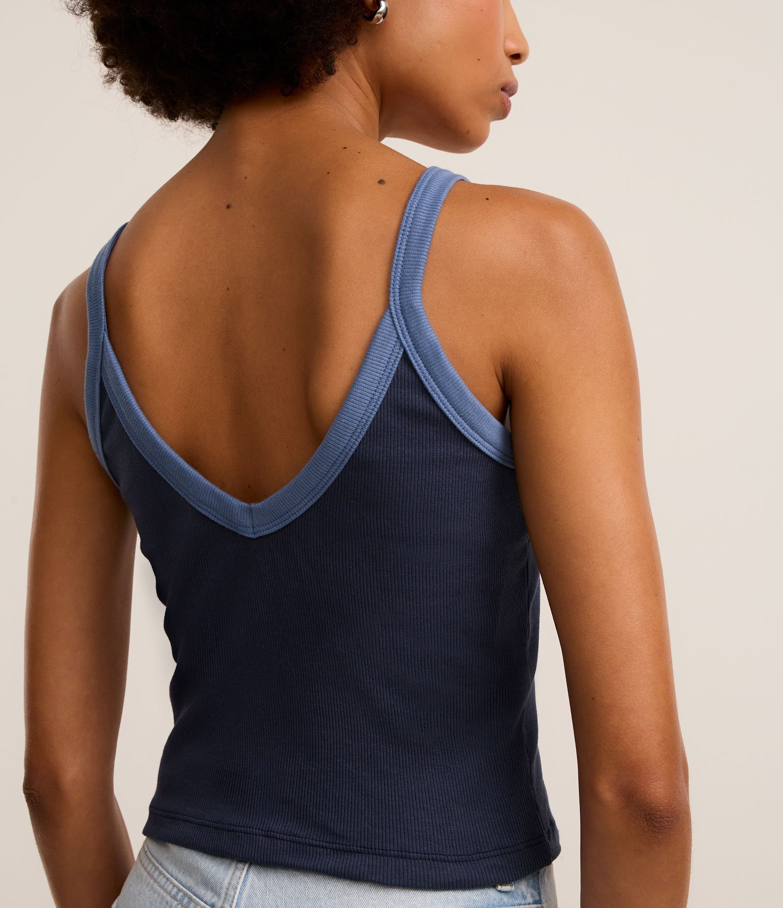 Blusa de Alça em Ribana com Detalhes Contrastantes Azul 3