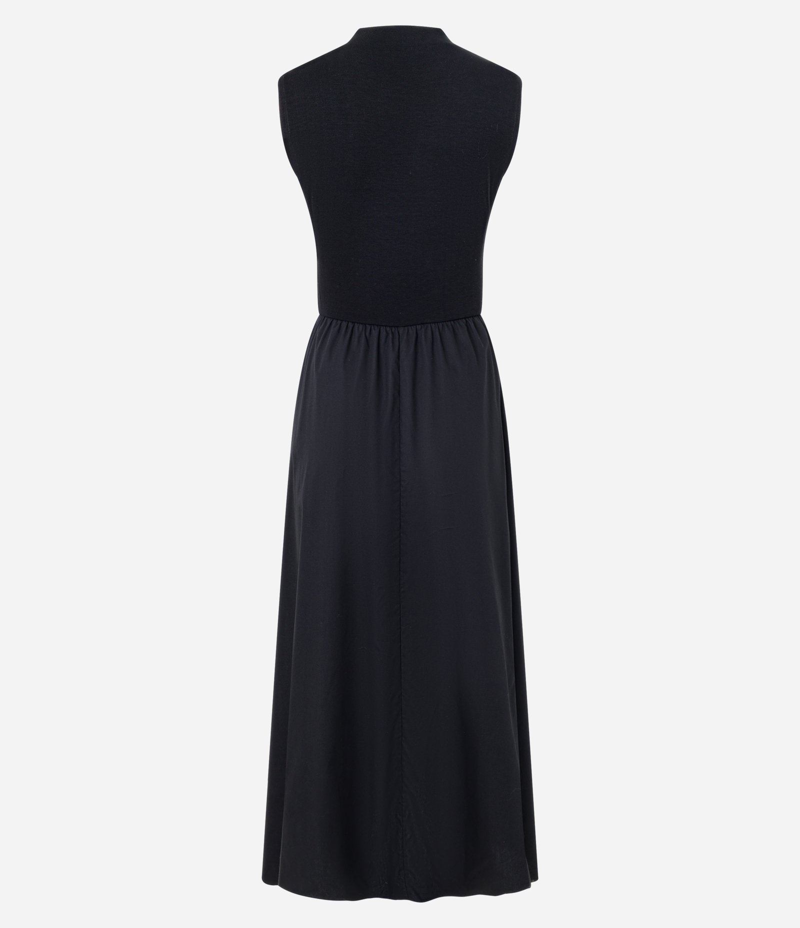 Vestido Evasê New Midi em Tricoline com Bolsos Frontais Preto 7