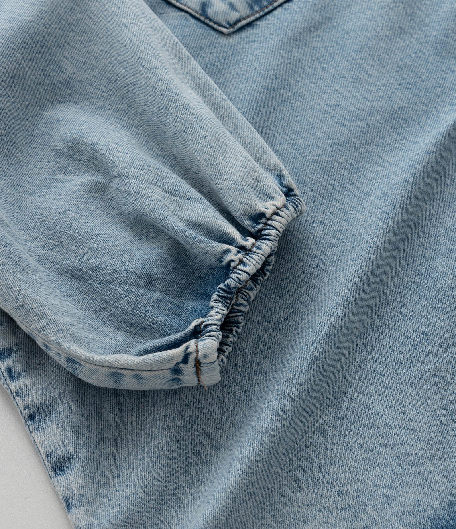 Blusa em Jeans com Amarração no Decote Curve & Plus Size Azul 7