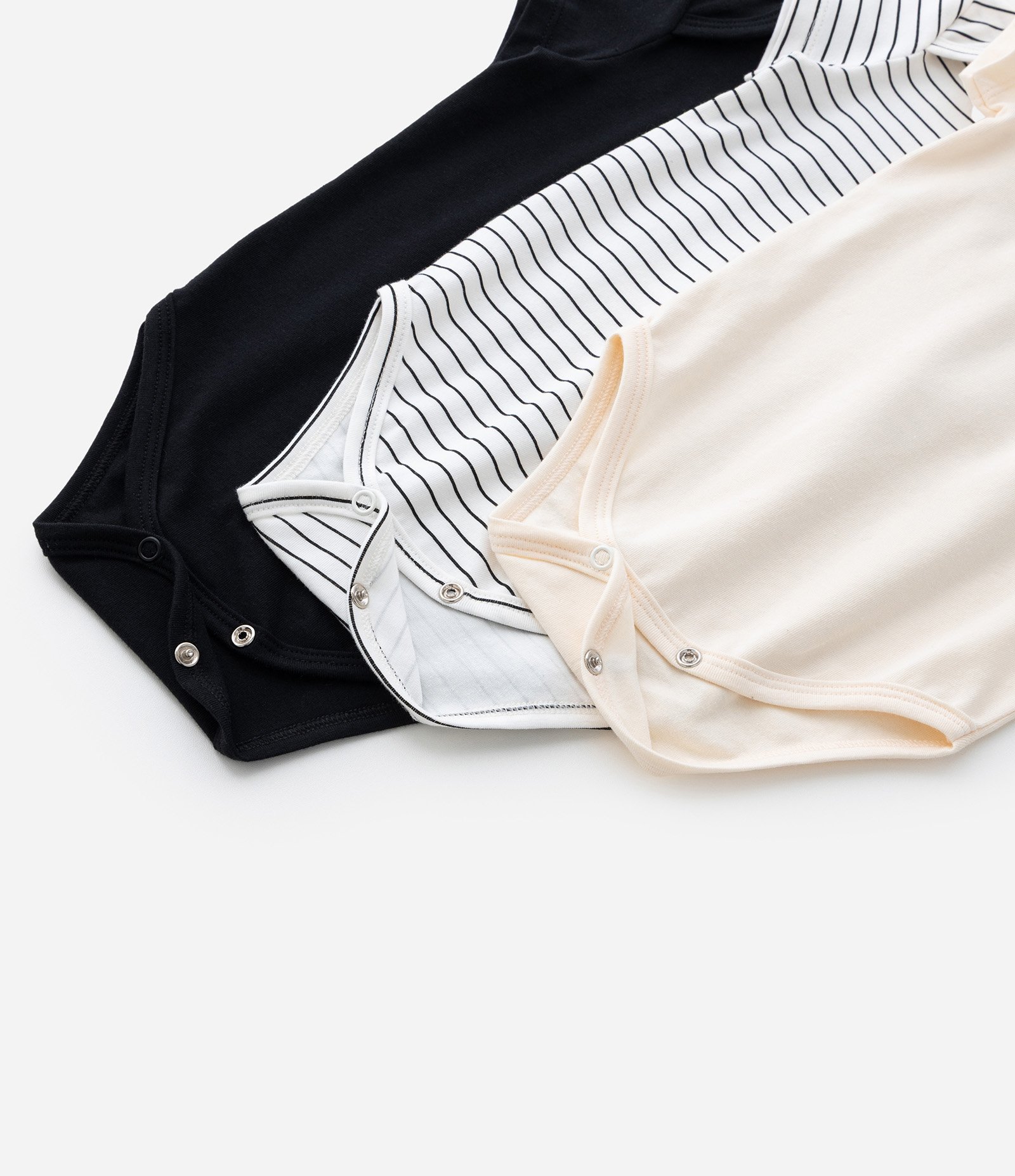 Kit 03 Bodies Infantis com Estampa Urso e Listras - Tam RN a 18 meses Preto/Listrado/Bege 8