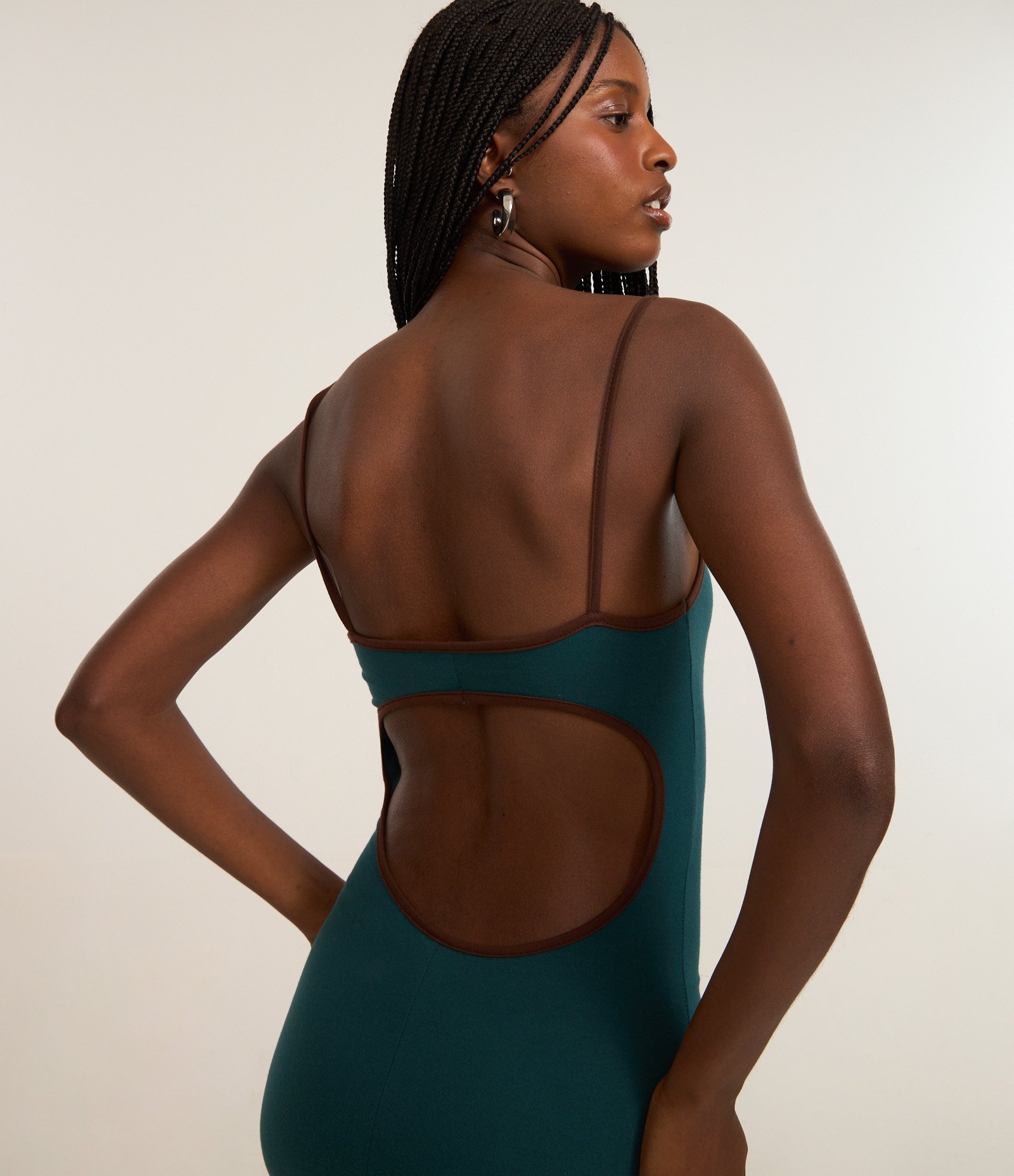 Vestido Midi em Algodão com Costas Abertas e Fenda Verde 3