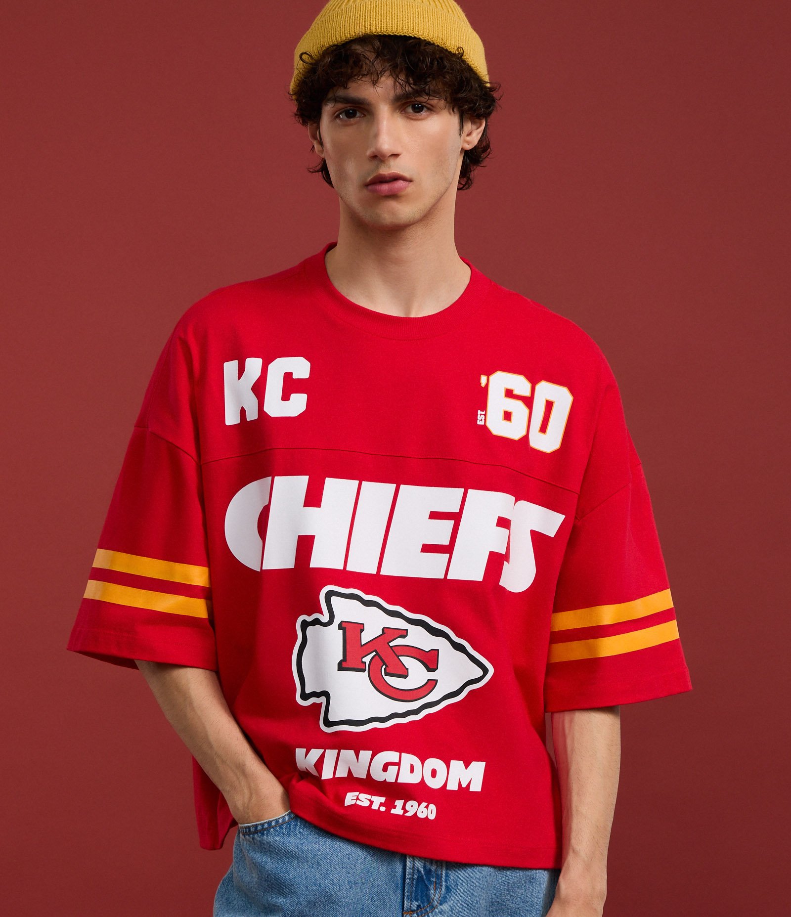 Camiseta Boxy em Algodão com Estampa Lettering Chiefs Vermelho 5
