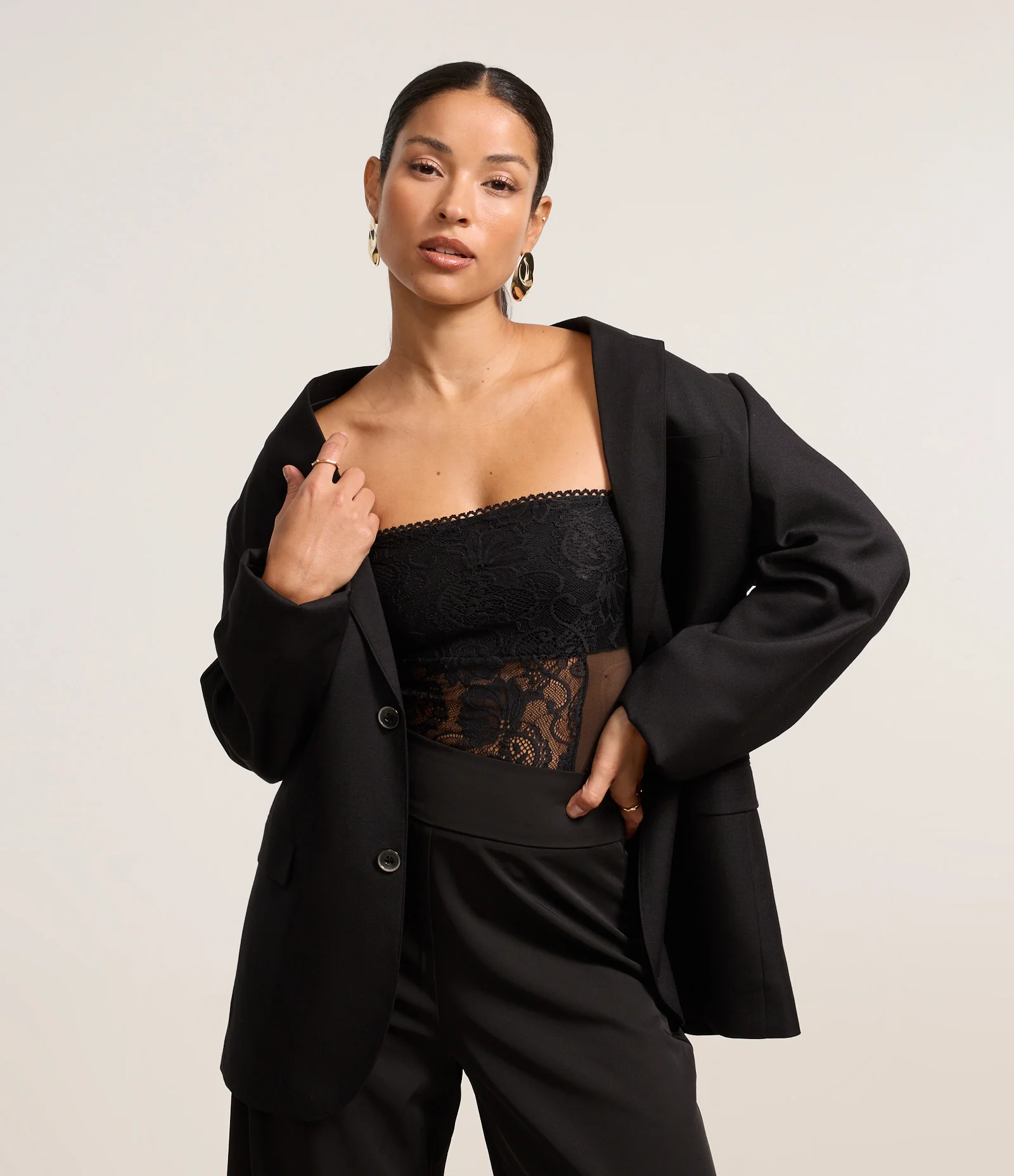 Body em Tule Texturizado com Renda Frontal Preto 1