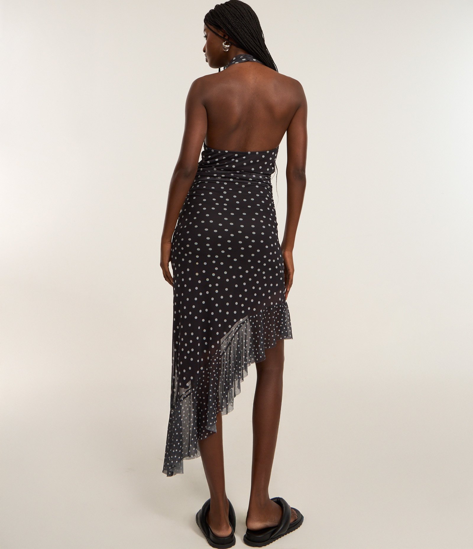 Vestido Midi em Tule Poá e Barra Assimétrica Preto 3