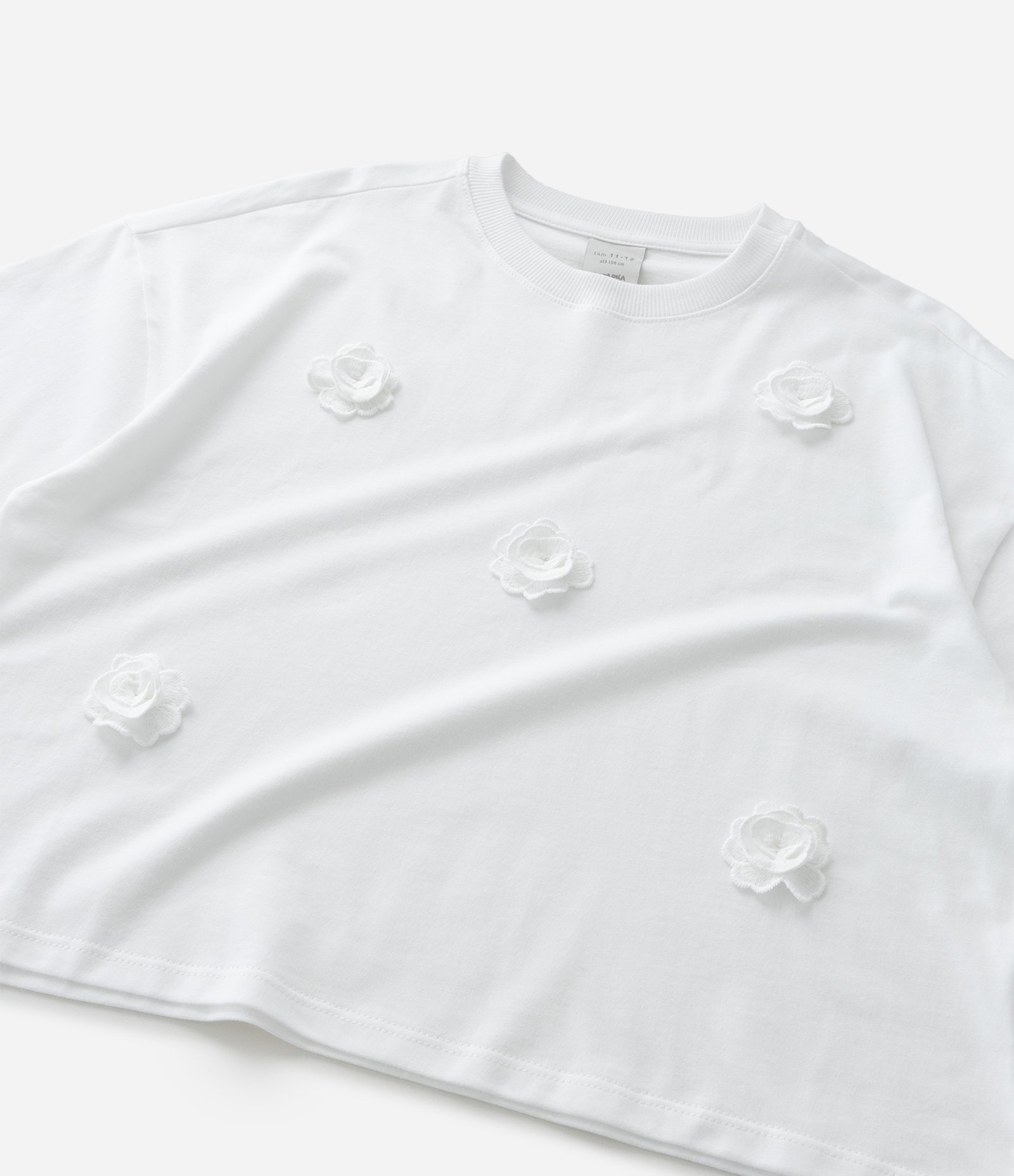 Camiseta Curta Infantil com Flores Aplicadas - Tam 5 a 14 Anos Branco 4