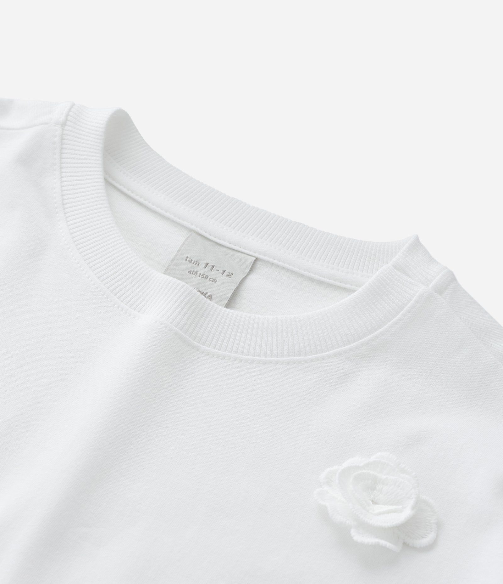 Camiseta Curta Infantil com Flores Aplicadas - Tam 5 a 14 Anos Branco 5