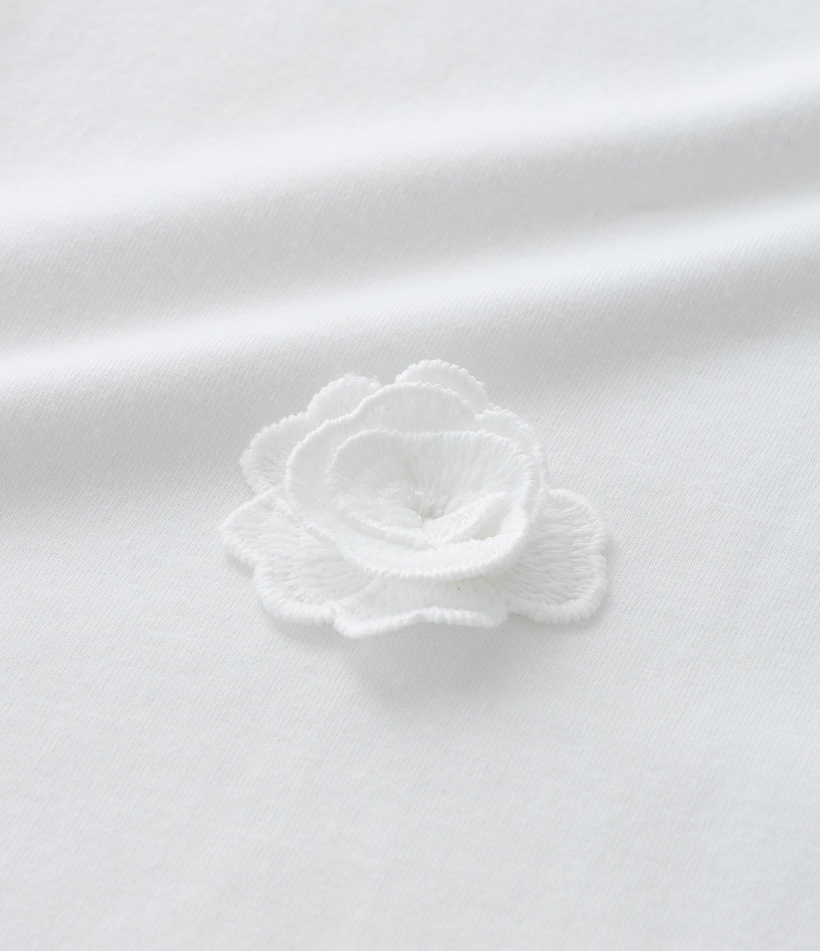 Camiseta Curta Infantil com Flores Aplicadas - Tam 5 a 14 Anos Branco 6