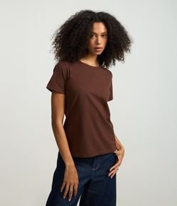 Camiseta Básica em Algodão com Manga Curta