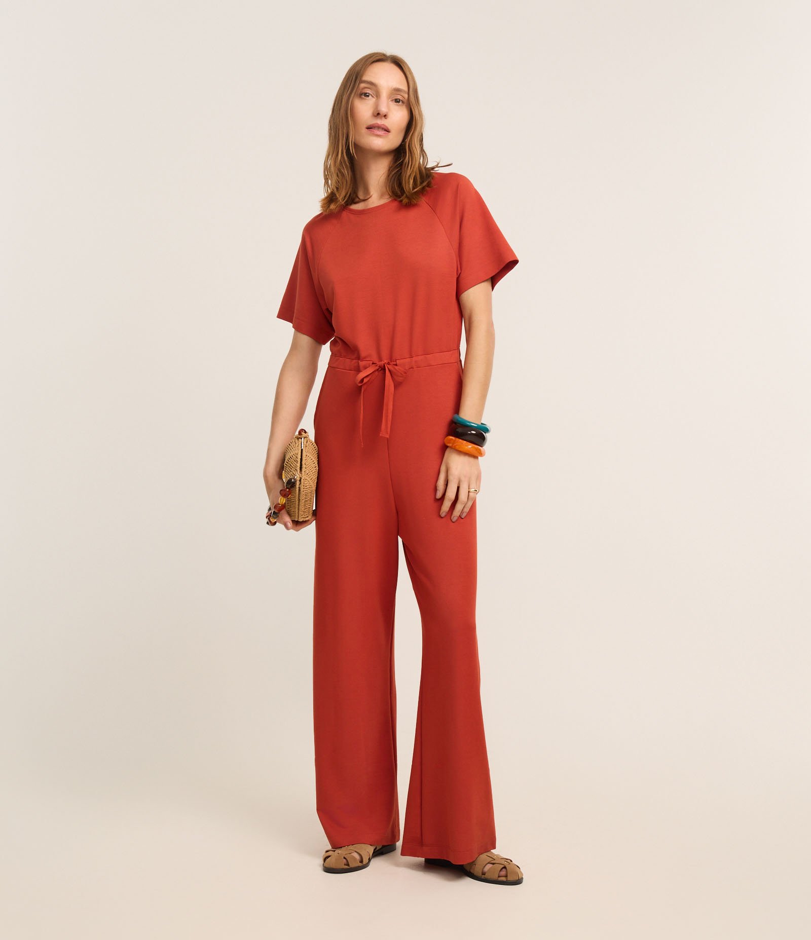 Macacão Reto e Longo em Orly com Amarração na Cintura Vermelho 2