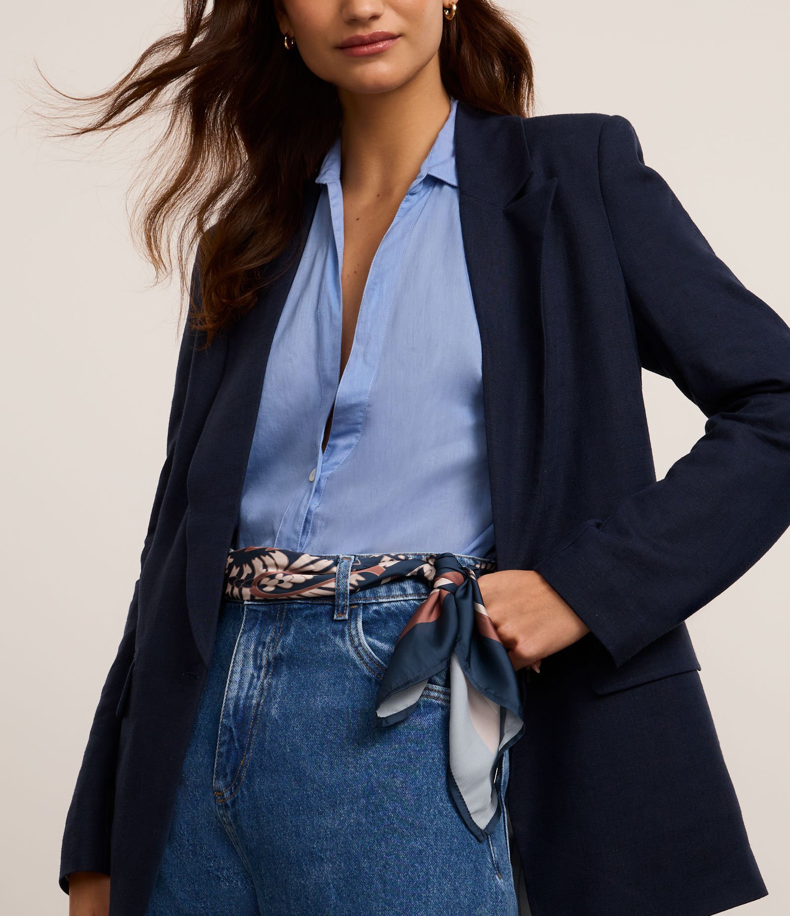 Lenço Retangular em Cetim com Estampa Paisley Azul 6