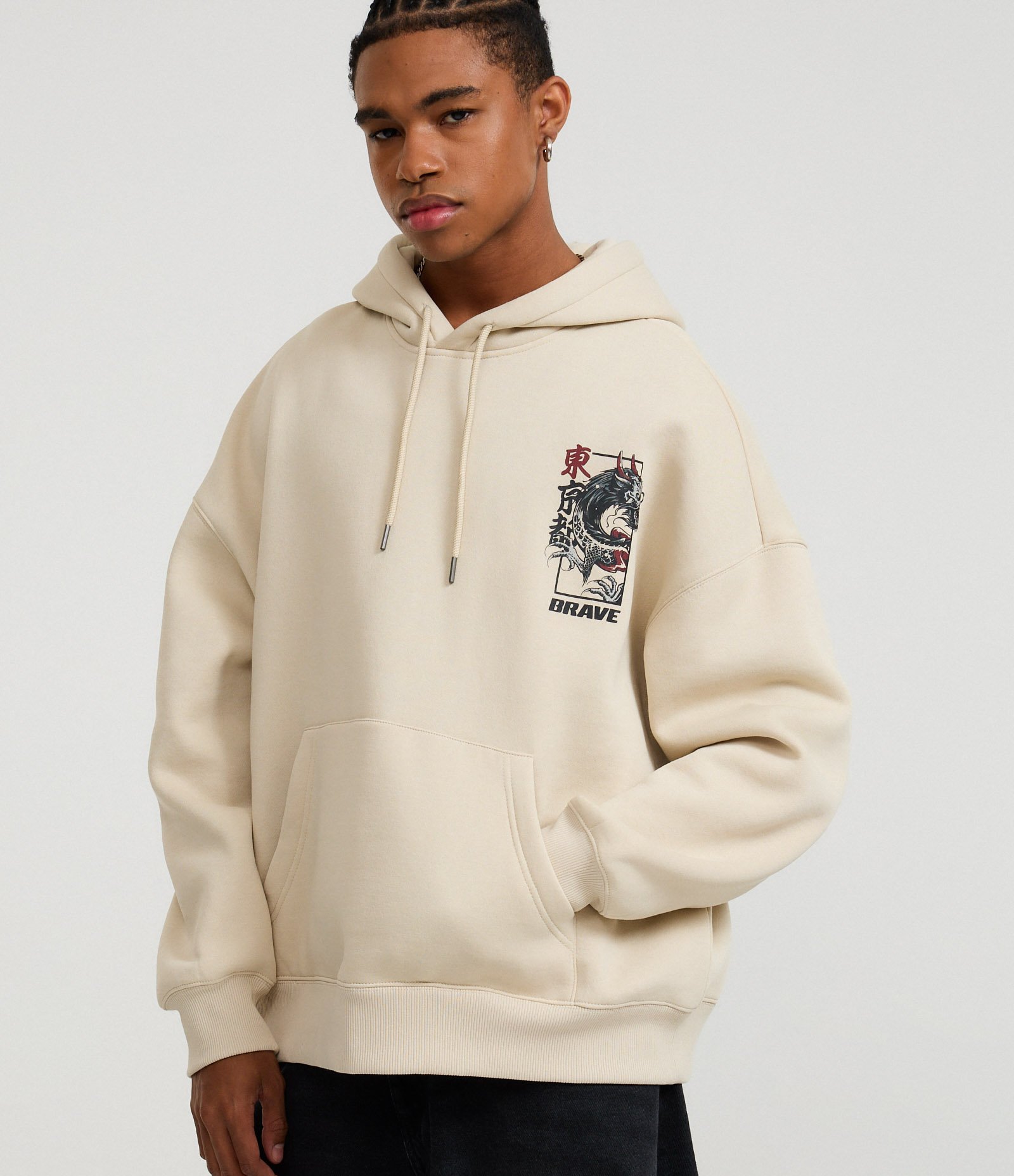 Casaco Boxy em Moletom com Felpa  com Estampa Brave Dragon Bege 1