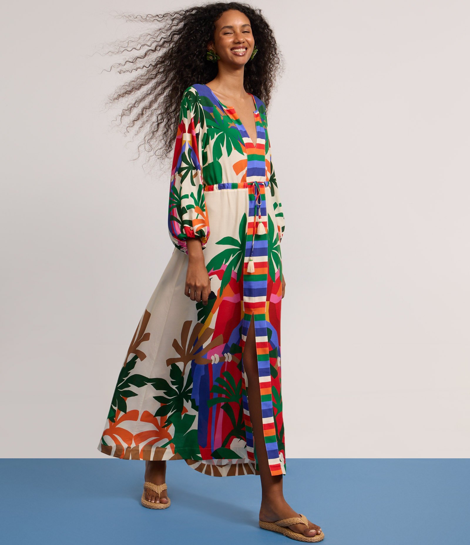 Vestido Longo em Viscose com Estampa Tropical Boho Multicores 4