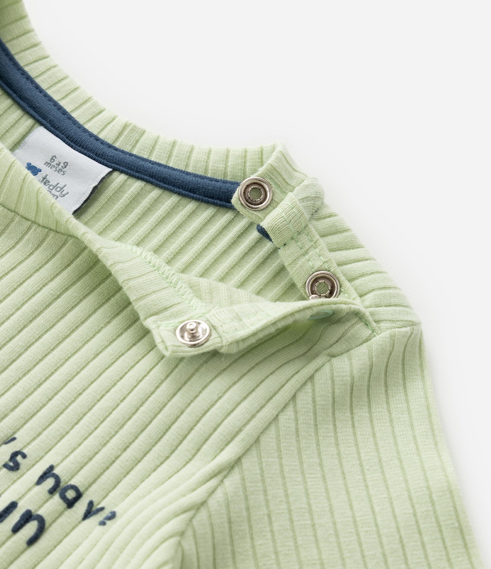 Macacão Infantil Canelado com Estampa de Dinossauro - Tam  0 a 18 Meses Verde 5