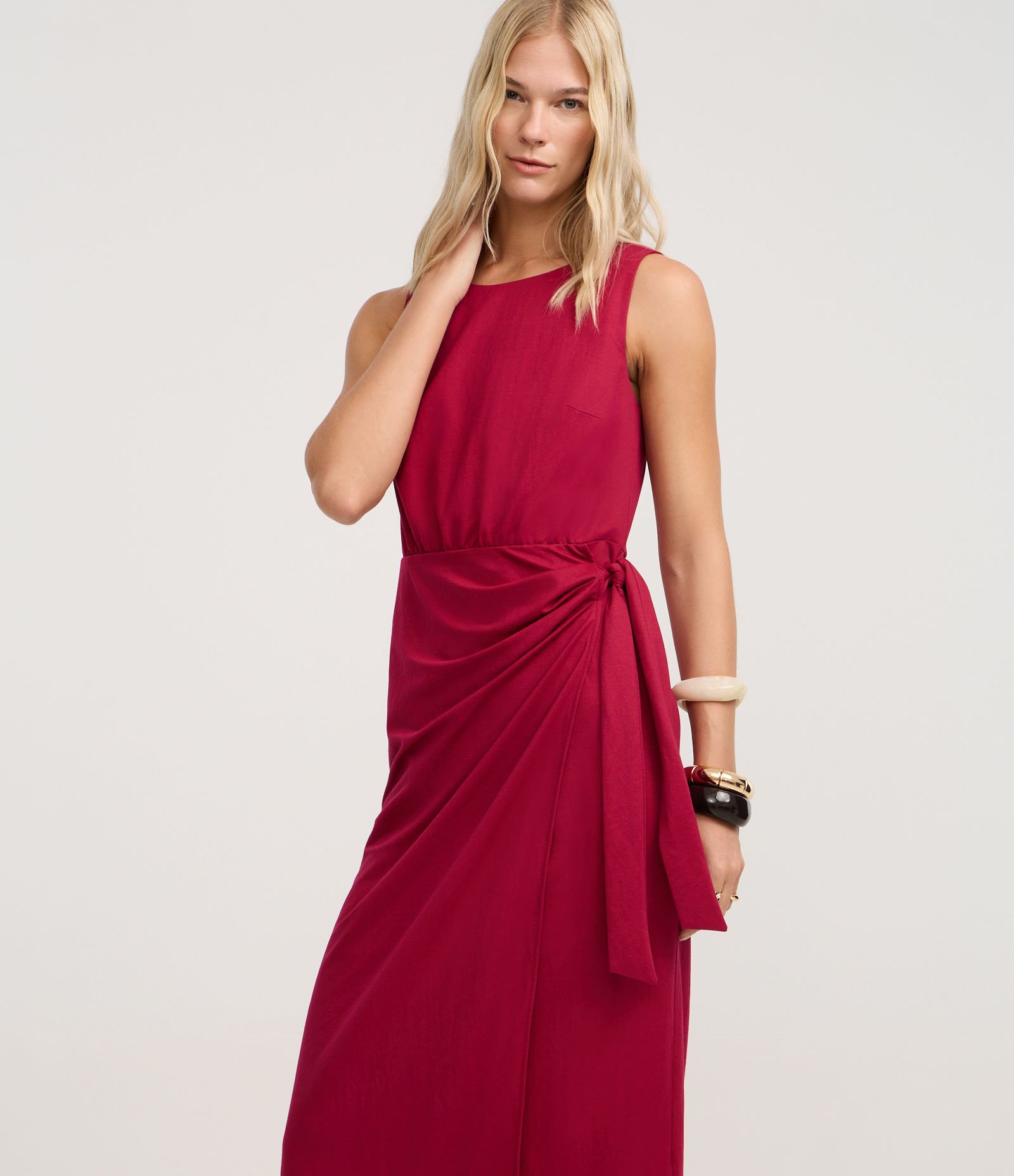 Vestido Evasê Longo em Piquet com Amarração Bordô 1