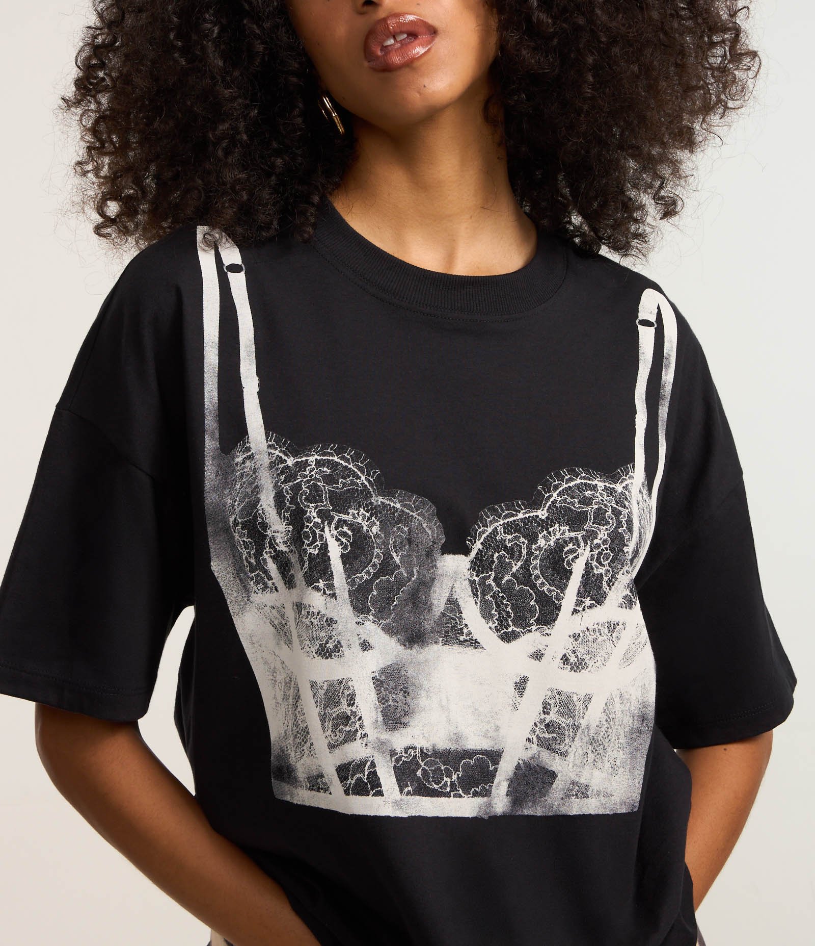 Camiseta Oversized em Algodão com Estampa de Corset Preto 3