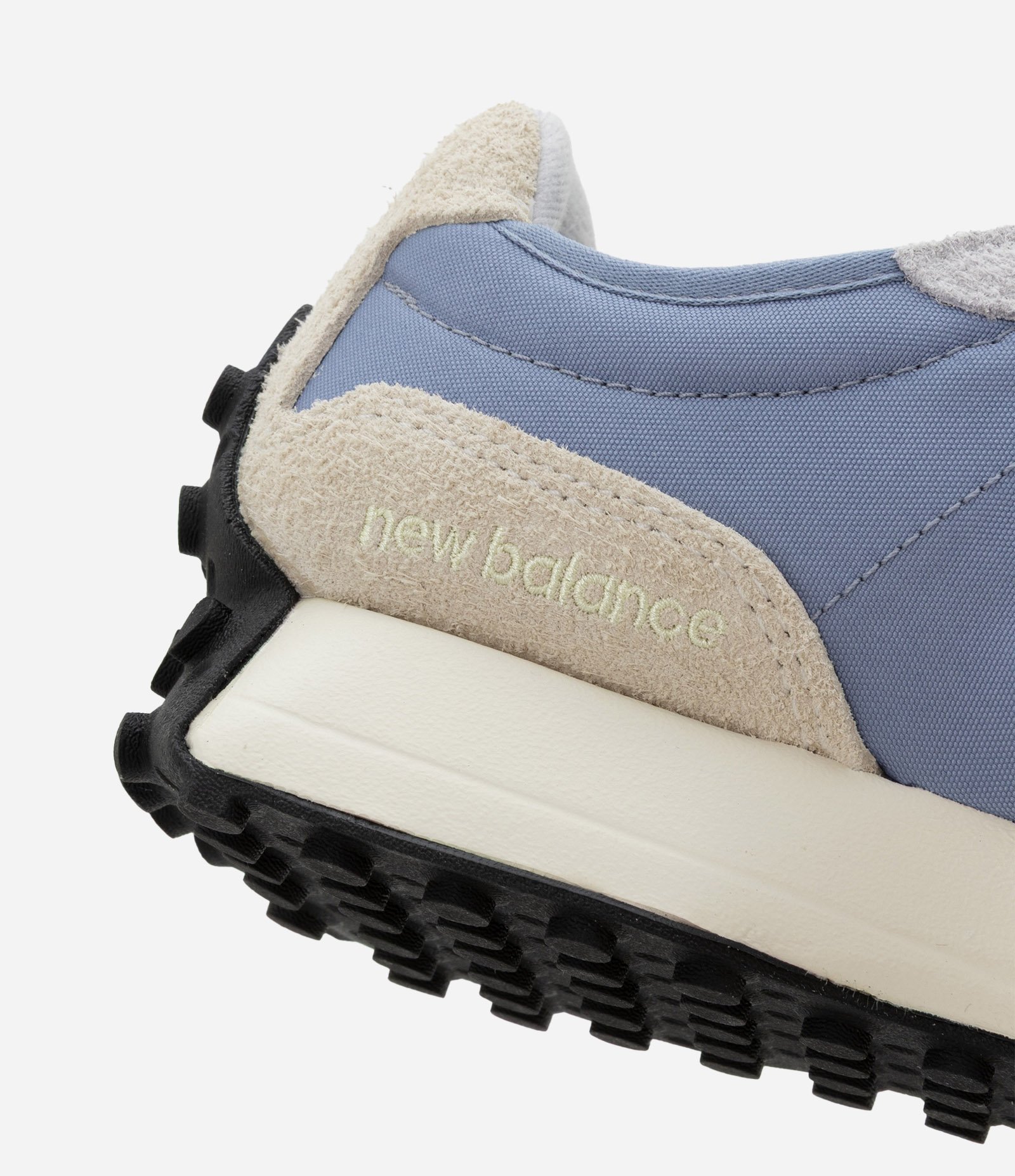 Tênis Jogging com Recortes e Silhueta Longa New Balance Azul 4