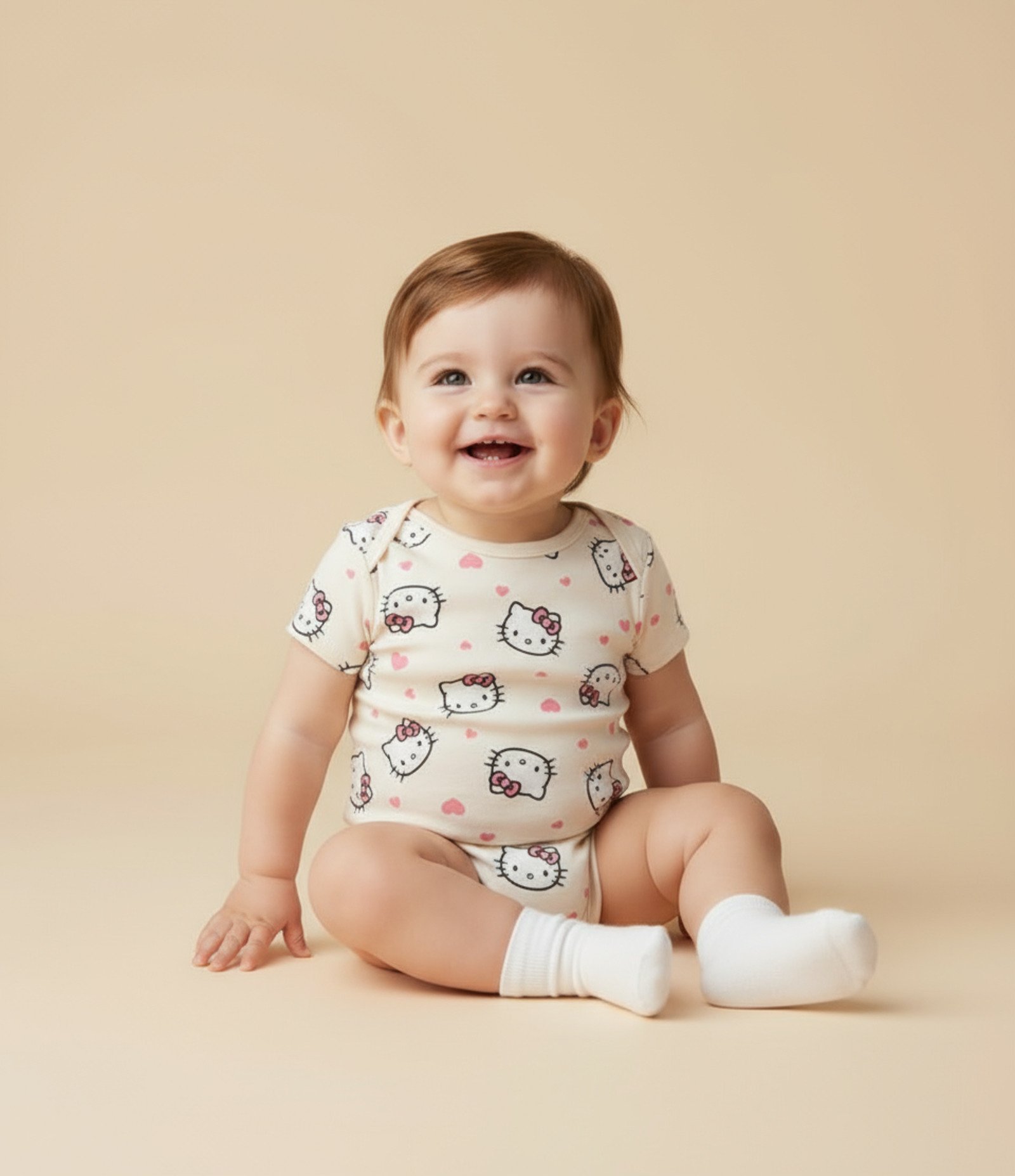 Body Infantil com Estampa da Hello Kitty - Tam RN a 18 meses Bege 1