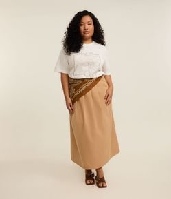 Saia Midi em Alfaiataria com Pregas Curve & Plus Size
