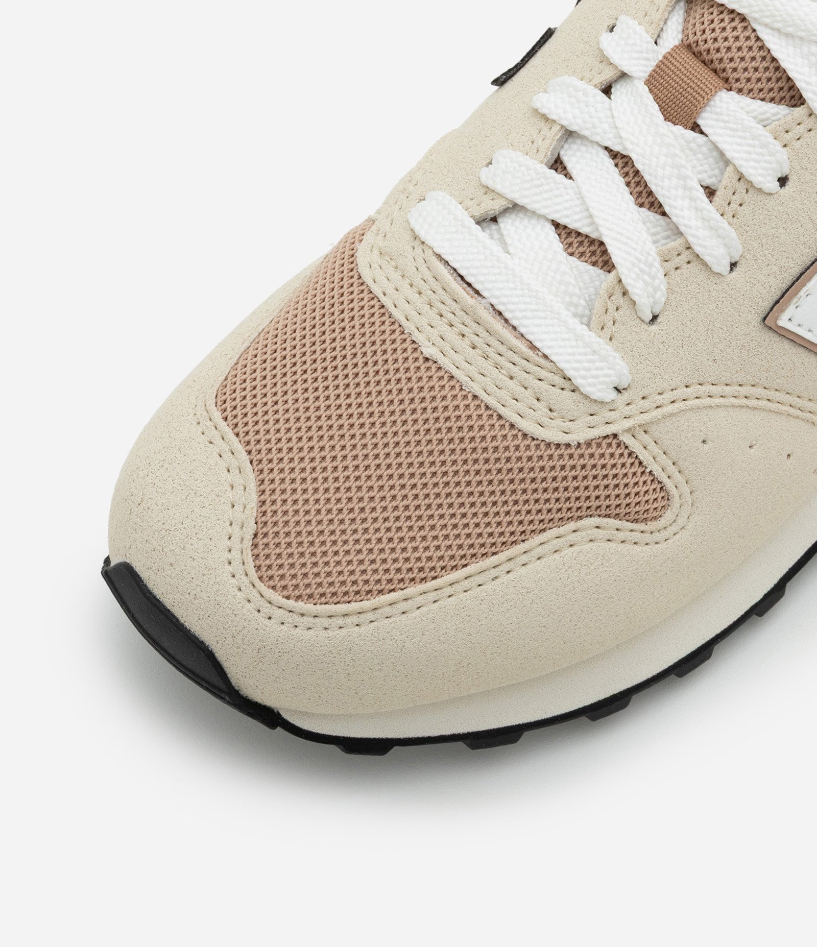 Tênis New Balance 500V2 com Recortes Bege/Rosa 4