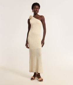 Vestido Long Midi Ombro Só em Tricô com Flor de Tecido