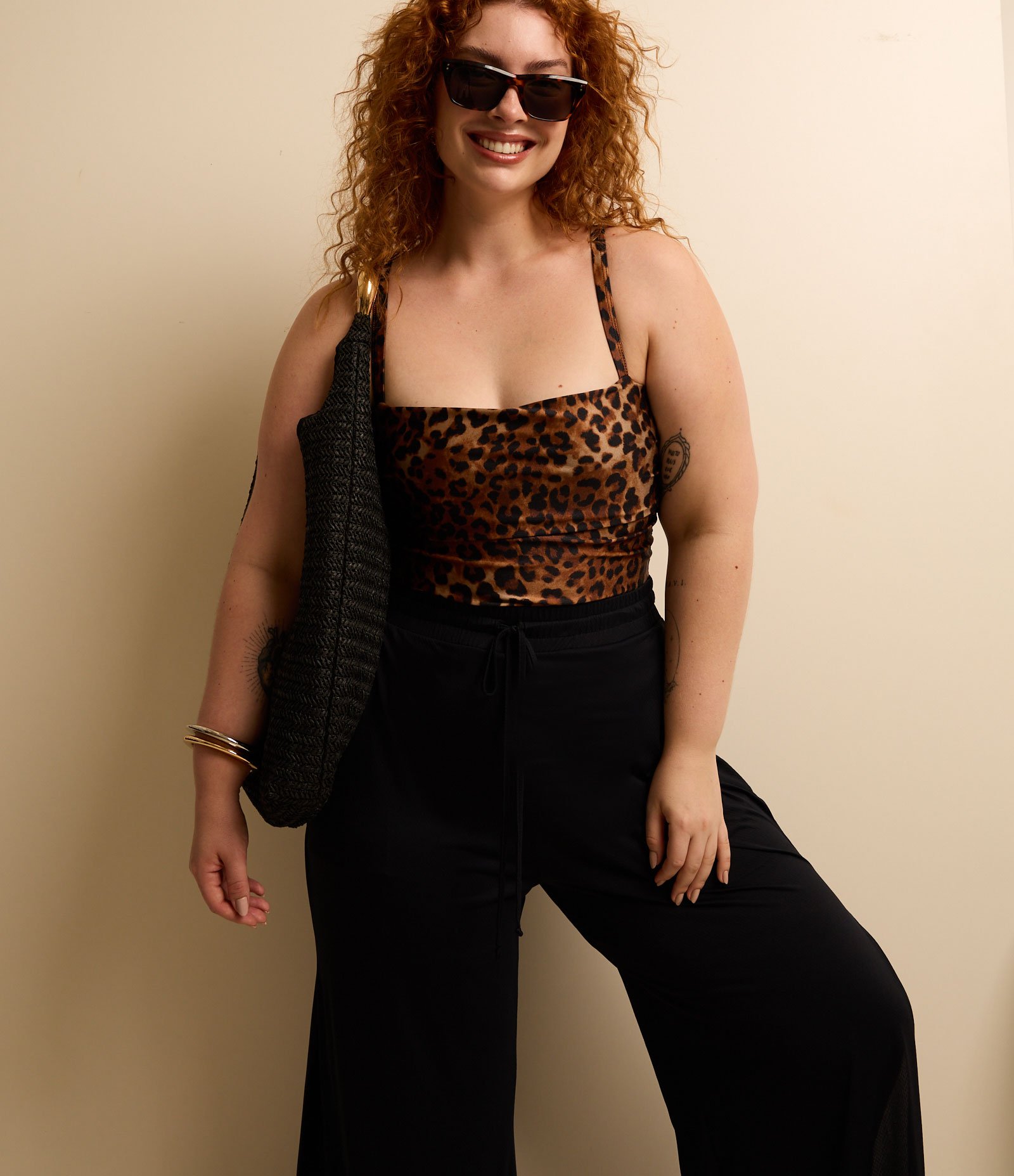 Calça Pantalona Esportiva em Microfibra com Bermuda Ciclista Interna Curve & Plus Size Preto 5