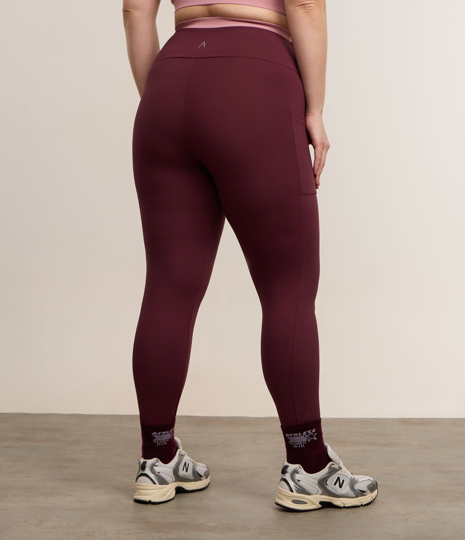 Calça Legging Esportiva com Tecnologia Dry e Bolsos Curve & Plus Size Roxo 5